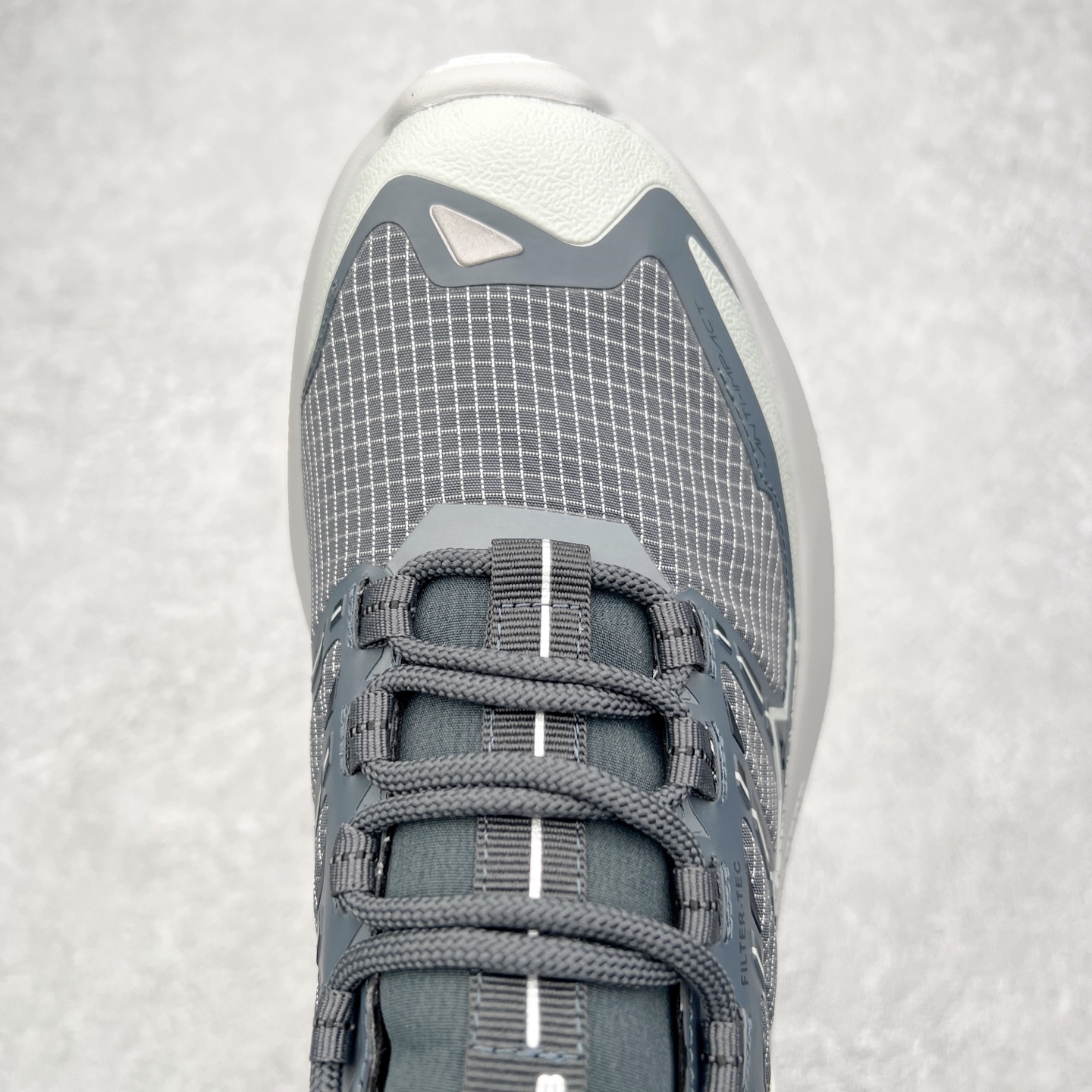 图片[4]-＃K版 凯乐石KAILAS 远征 MAX FLT 运动户外 防滑防水透气 低帮 登山徒步鞋 KAILAS凯乐石品牌是全球三大全系攀登品牌之一，于2003年创立于中国广州，致力于为有攀登梦想的户外运动员及爱好者，研发制造功能性专业装备，满足他们在极限环境下安全舒适的需求，凯乐石专注于科技面料的开发及专业功能设计，产品线覆盖登山、攀岩、徒步、越野跑山、露营、旅行等多项户外运动，通过运动员的测试反馈，不断进化迭代，产品荣获国内外大奖71座，发明专利21个，更突破性的自主研发攀登器械，打造出中国的攀登硬实力。实拍调校N版已经零色差零失真 百分百还原实物色彩所见即所得 不存在货不对板色差等低级问题 选购参考实物拍摄 不混卖不参货 只用心做好货严格选品 承诺混一赔十 尺码：36 36.5 37.5 38 38.5 39 39.5 40 40.5 41 41.5 42 42.5 43 44 44.5 45-选品中心