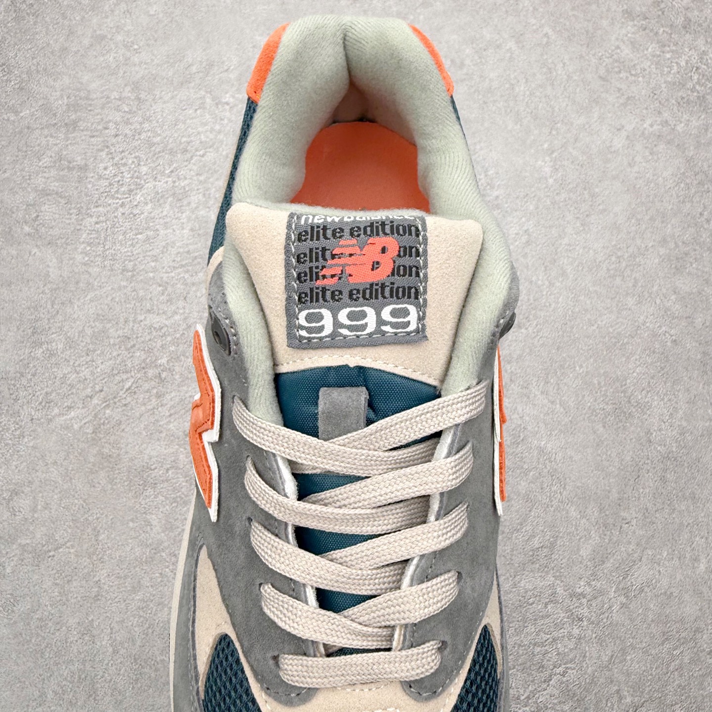 图片[5]-New Balance NB999系列 美潮高端原装原装套楦 真正的正品修长鞋型 早期外围实体充正案例无数 外贸客户指定订单前后掌分段组合大底 内置科技软底 缓震效果极佳日系潮人必备款 尺码同步专柜 尺码：39.5 40 40.5 41.5 42 42.5 43 44-选品中心