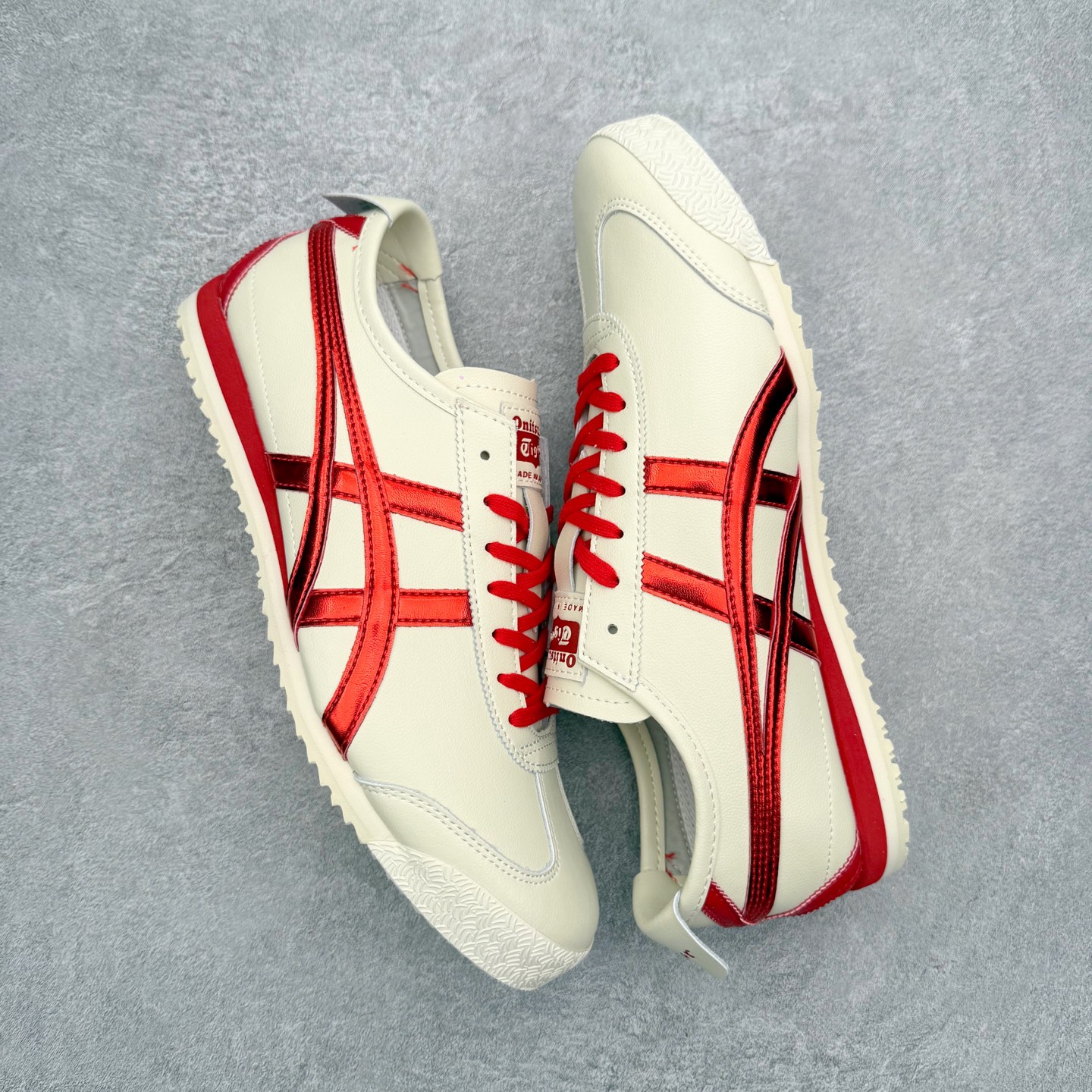 图片[3]-＃C版 Asics Onitsuka Tiger MEXICO 66 亚瑟士鬼冢虎复古经典板鞋 市场王者选手 海外订单工厂出品 长期生产补货永不断码 超成熟稳定的做工品控 原装全套纸板楦头开发 原汁原味 完美呈现版型 私模正确鞋底咬花纹路 一比一鞋头弧度高度鞋身弧度 绝不口嗨 细节品控鞋型随意秒杀市面 原档咬花纹路私模大底 一个单元有六个三角形 总体形拼接呈现花瓣状 官方四联吊牌 原装Ortholite轻量化鞋垫 原盒原配 质保卡 说明书 钢印防尘纸 纸板中底带钢印 乳胶组合鞋垫 支持全方位的对比专柜 产品从款式颜色造型上体现出追求舒适和细节的完美 鞋类更是推崇手工制作的严谨与完美 融舒适性与可穿性的设计风格 注重细节的完美和别致魅力 既保持稳重 又不失轻松的时尚感 尺码：36 37 37.5 38 39 39.5 40 40.5 41.5 42 42.5 43.5 44 45-选品中心