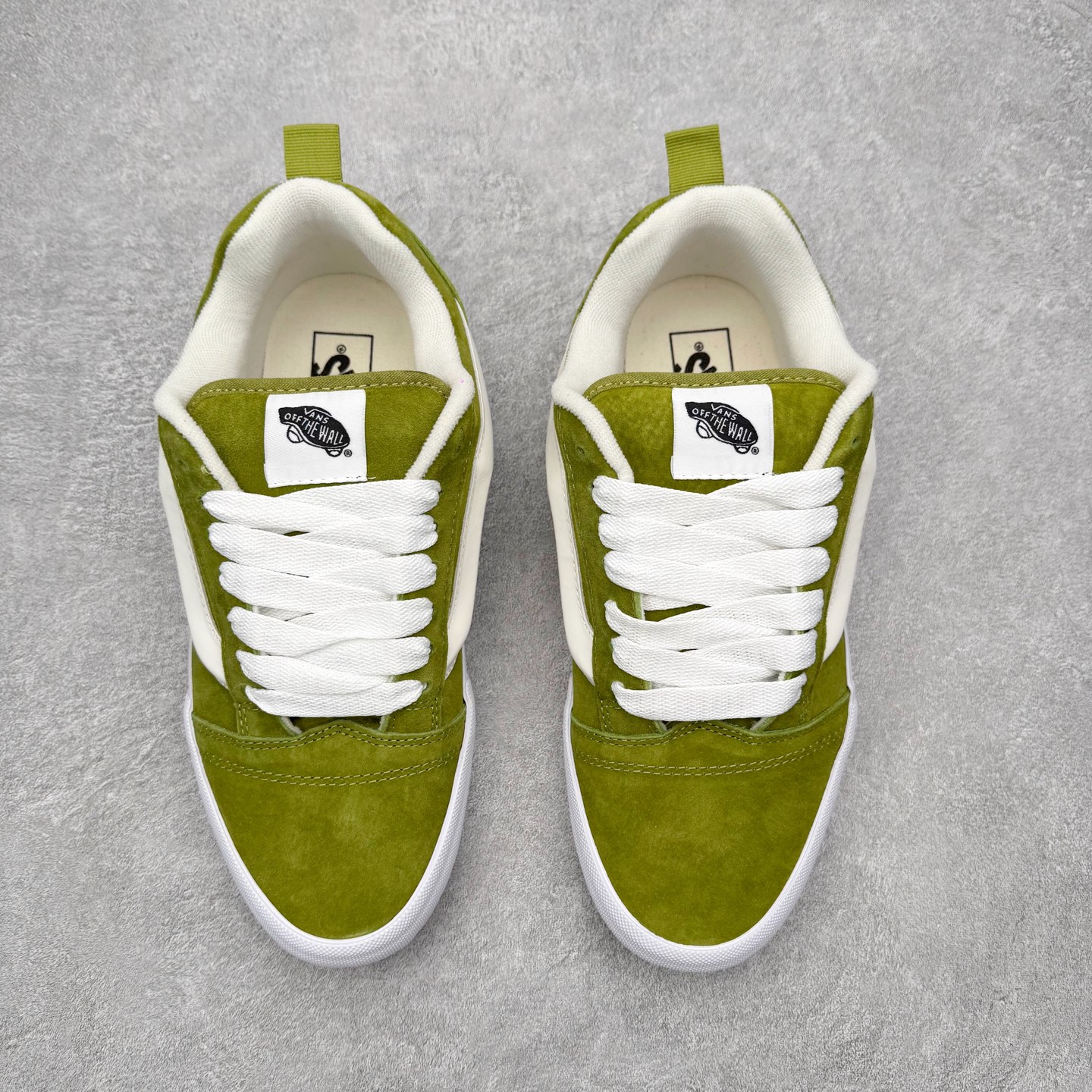 图片[2]-Vans Knu Skool 牛油果绿🥑 2026新款 复古休闲胖胖面包鞋 肥胖版大LOGO原版全皮猪八面料 货号：VN000D22EMB 尺码：35 36 36.5 37 38 38.5 39 40 40.5 41 42 42.5 43 44 工艺：硫化1：1（重量1：1、真标、原钢印、材质标、鞋型标、合格证）-选品中心