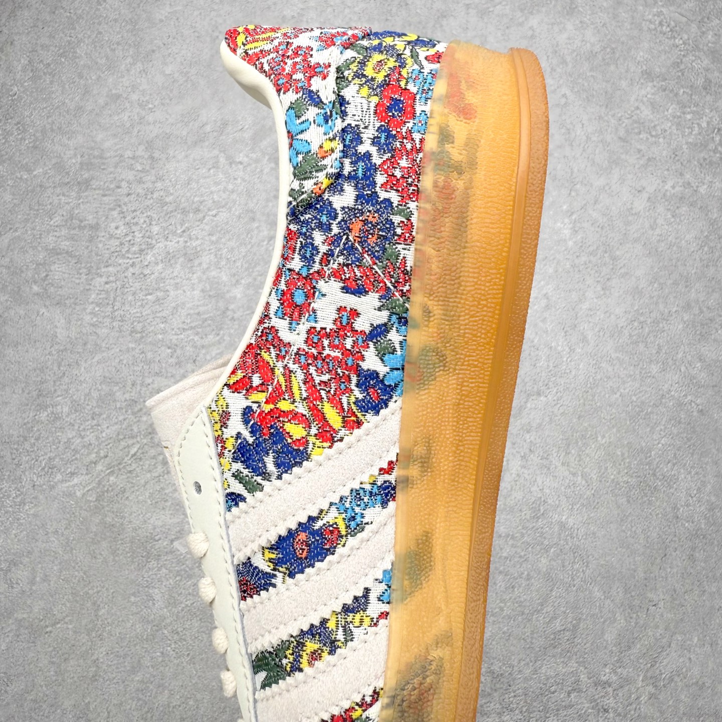 图片[7]-AD Gazelle Indoor Trainers 羚羊内训系列低帮复古百搭休闲运动德训风板鞋 JP5309 90年代经典的复刻版！自60年代以足球训练鞋面世以来,Gazelle就以其经典设计席卷全球。1991年版本的复刻,再造经典Gazelle。采用皮革打造,搭配浊色细节,让这款经典更加简约。尺码：36 36⅔ 37⅓ 38 38⅔ 39⅓ 40 40⅔ 41⅓ 42 42⅔ 43⅓ 44⅓ 44⅔ 45-选品中心