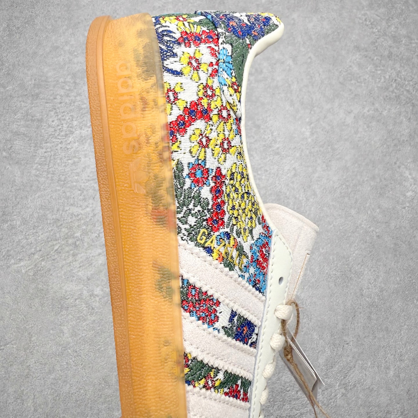 图片[6]-AD Gazelle Indoor Trainers 羚羊内训系列低帮复古百搭休闲运动德训风板鞋 JP5309 90年代经典的复刻版！自60年代以足球训练鞋面世以来,Gazelle就以其经典设计席卷全球。1991年版本的复刻,再造经典Gazelle。采用皮革打造,搭配浊色细节,让这款经典更加简约。尺码：36 36⅔ 37⅓ 38 38⅔ 39⅓ 40 40⅔ 41⅓ 42 42⅔ 43⅓ 44⅓ 44⅔ 45-选品中心