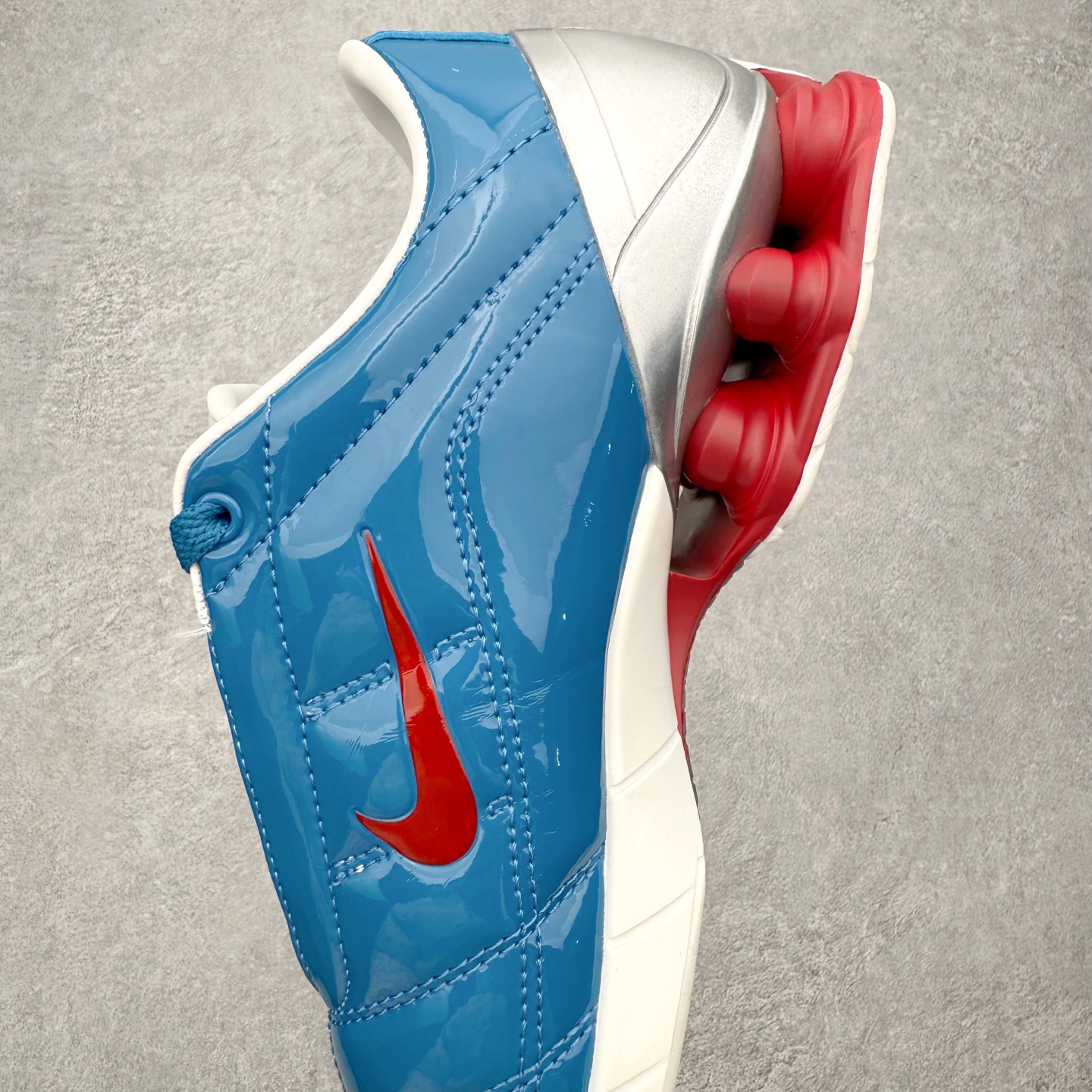 图片[7]-NK Total 90 Shox Secutor Magia 百搭舒适 耐磨 足球鞋 实拍调校N版已经零色差零失真 百分百还原实物色彩所见即所得 不存在货不对板色差等低级问题 选购参考实物拍摄 不混卖不参货 只用心做好货严格选品 承诺混一赔十 尺码：36 36.5 37.5 38 38.5 39 40 40.5 41 42 42.5 43 44 44.5 45-选品中心