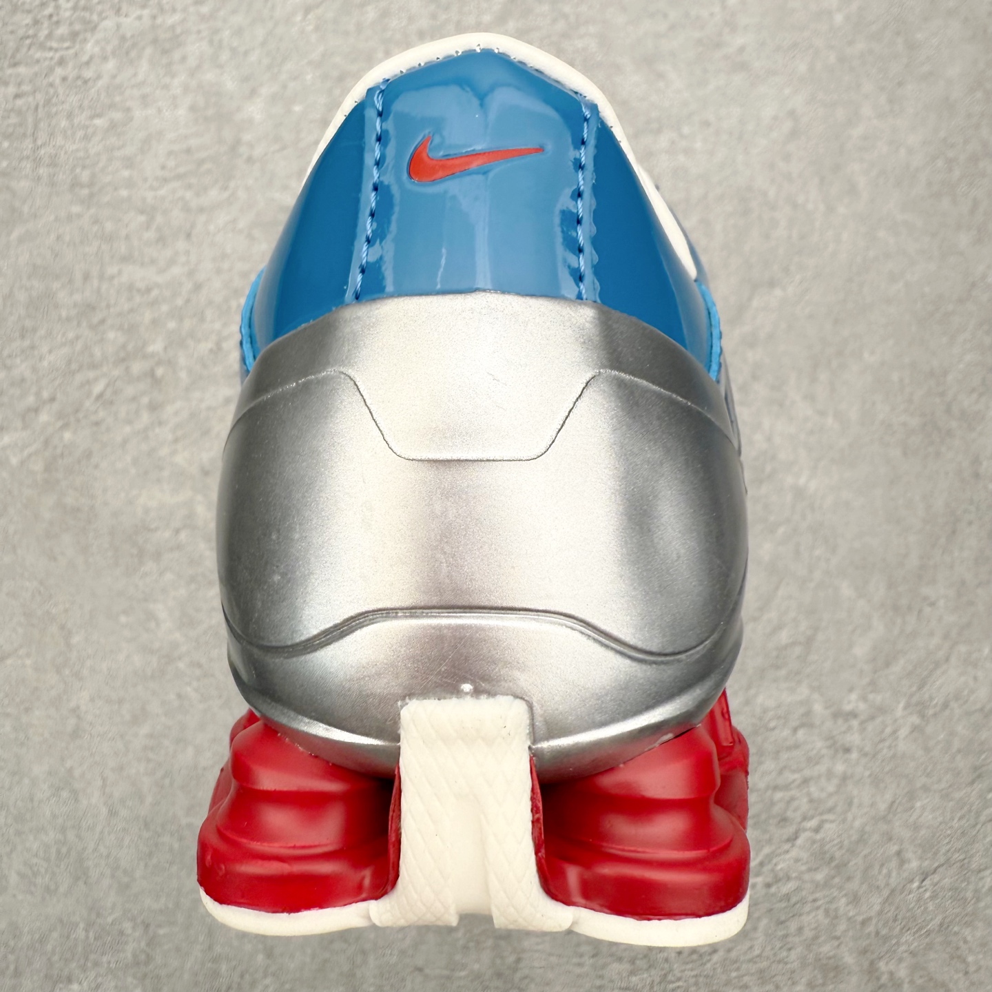 图片[8]-NK Total 90 Shox Secutor Magia 百搭舒适 耐磨 足球鞋 实拍调校N版已经零色差零失真 百分百还原实物色彩所见即所得 不存在货不对板色差等低级问题 选购参考实物拍摄 不混卖不参货 只用心做好货严格选品 承诺混一赔十 尺码：36 36.5 37.5 38 38.5 39 40 40.5 41 42 42.5 43 44 44.5 45-选品中心