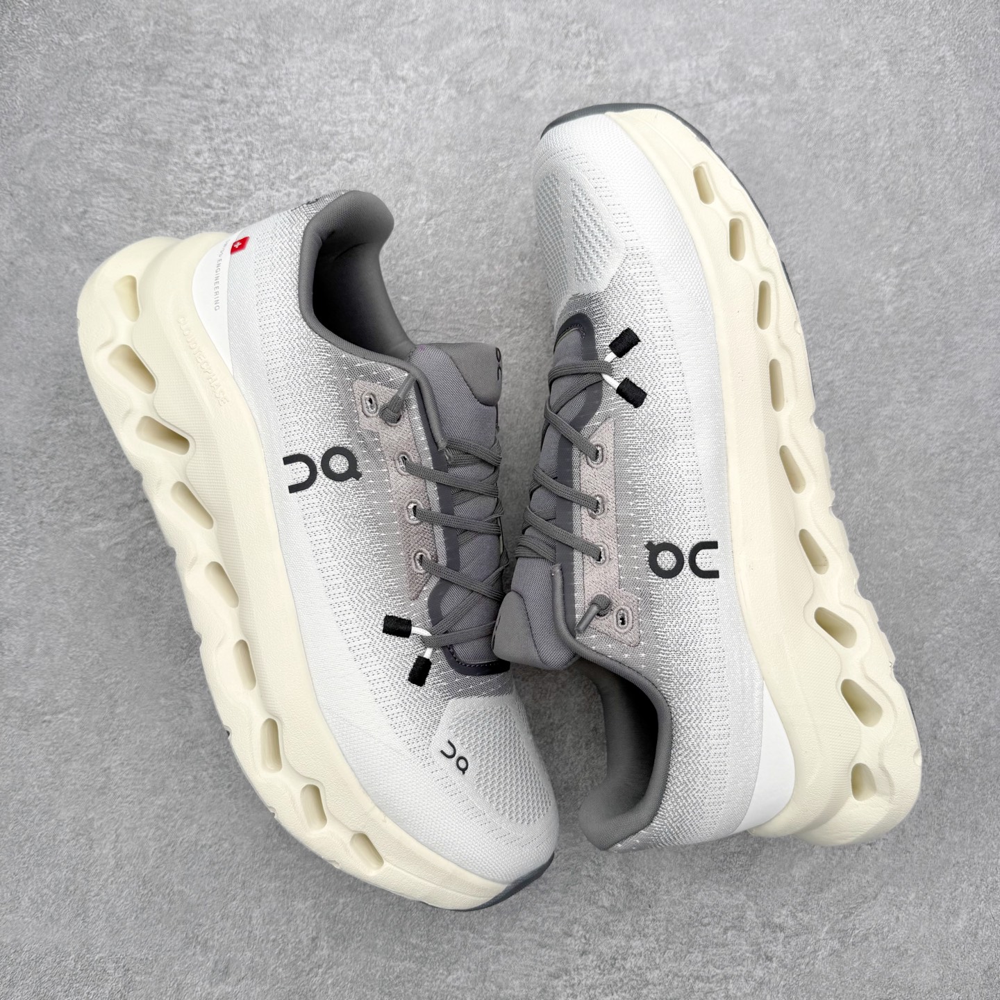 图片[3]-On昂跑 Cloudtilt 圆头系带减震耐磨低帮生活休闲鞋 此运动品牌 开创于2010年 缓震着陆、强效回弹、轻柔质感的设计构思始终是ON研制关键 与此同时基于“为全球提供革新性的跑步感受”信念 陆续推出了多款跑鞋及其以专业运动人体跑步工程学为设计关键的功能性跑步服饰设备 让跑者不费力气地畅快畅跑 尺码：36 36.5 37.5 38 38.5 39 40 40.5 41 42 42.5 43 44 44.5 45-选品中心