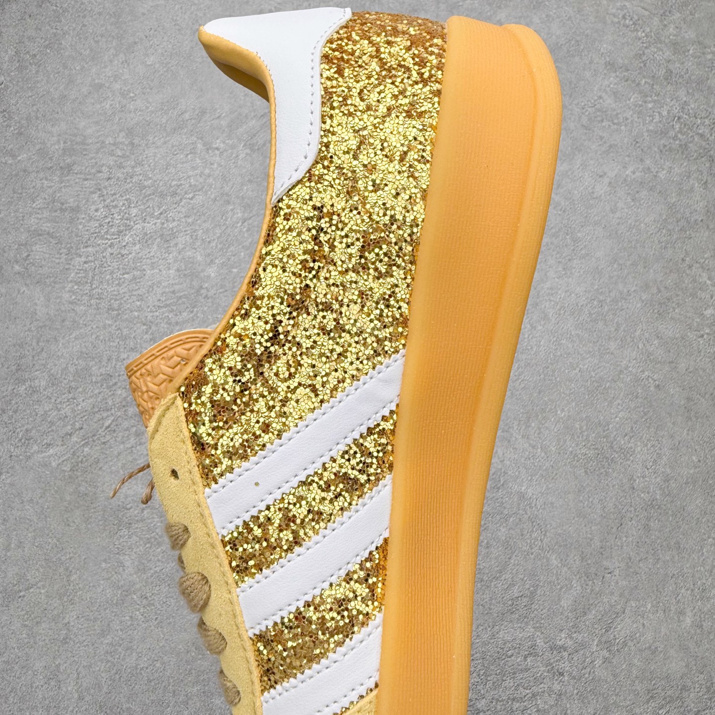 图片[7]-AD Gazelle Indoor Trainers 羚羊内训系列低帮复古百搭休闲运动德训风板鞋 JR1266 90年代经典的复刻版！自60年代以足球训练鞋面世以来,Gazelle就以其经典设计席卷全球。1991年版本的复刻,再造经典Gazelle。采用皮革打造,搭配浊色细节,让这款经典更加简约。尺码：36 36⅔ 37⅓ 38 38⅔ 39⅓ 40 40⅔ 41⅓ 42 42⅔ 43⅓ 44⅓ 44⅔ 45-选品中心