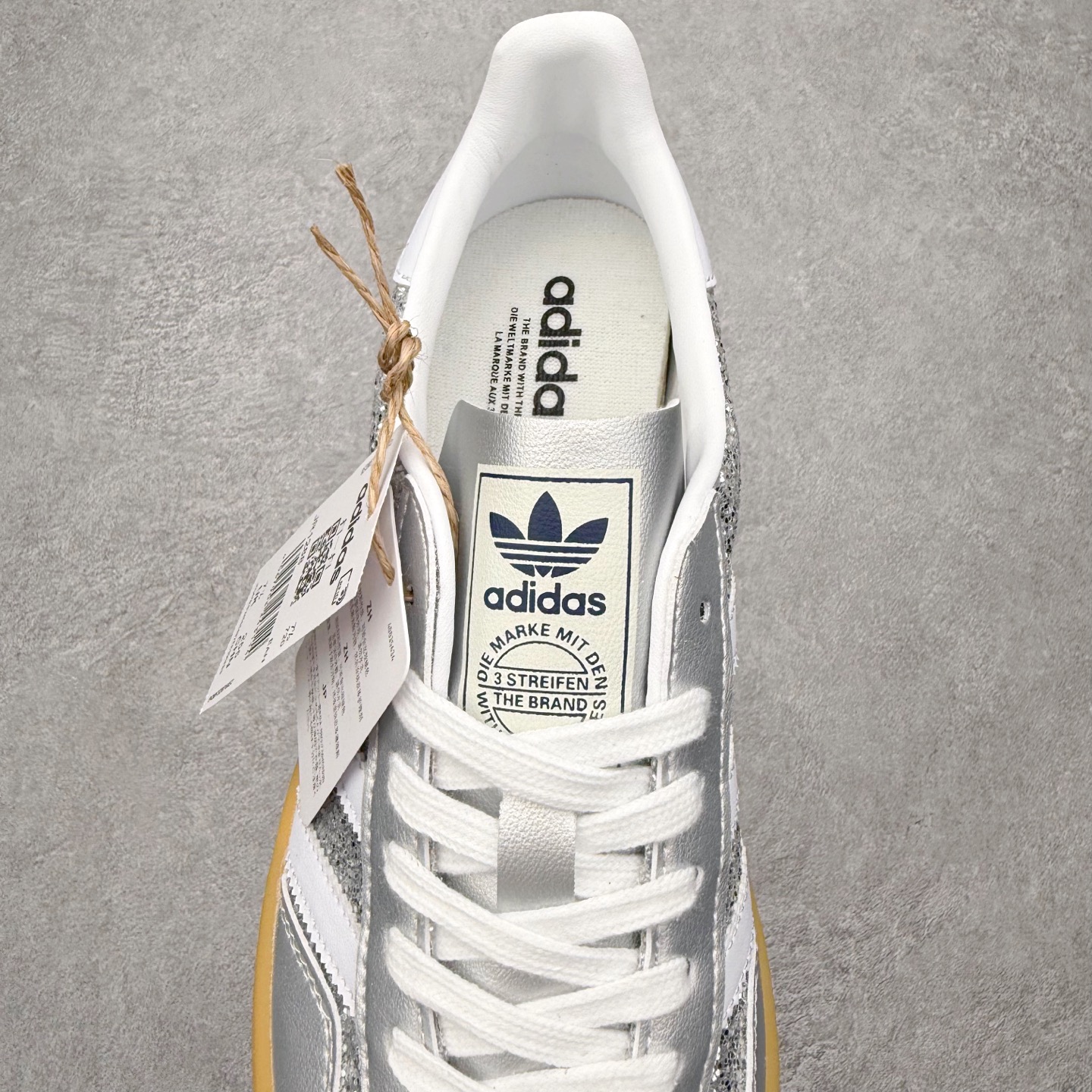 图片[5]-AD Gazelle Indoor Trainers 羚羊内训系列低帮复古百搭休闲运动德训风板鞋 JR1288 90年代经典的复刻版！自60年代以足球训练鞋面世以来,Gazelle就以其经典设计席卷全球。1991年版本的复刻,再造经典Gazelle。采用皮革打造,搭配浊色细节,让这款经典更加简约。尺码：36 36⅔ 37⅓ 38 38⅔ 39⅓ 40 40⅔ 41⅓ 42 42⅔ 43⅓ 44⅓ 44⅔ 45-选品中心