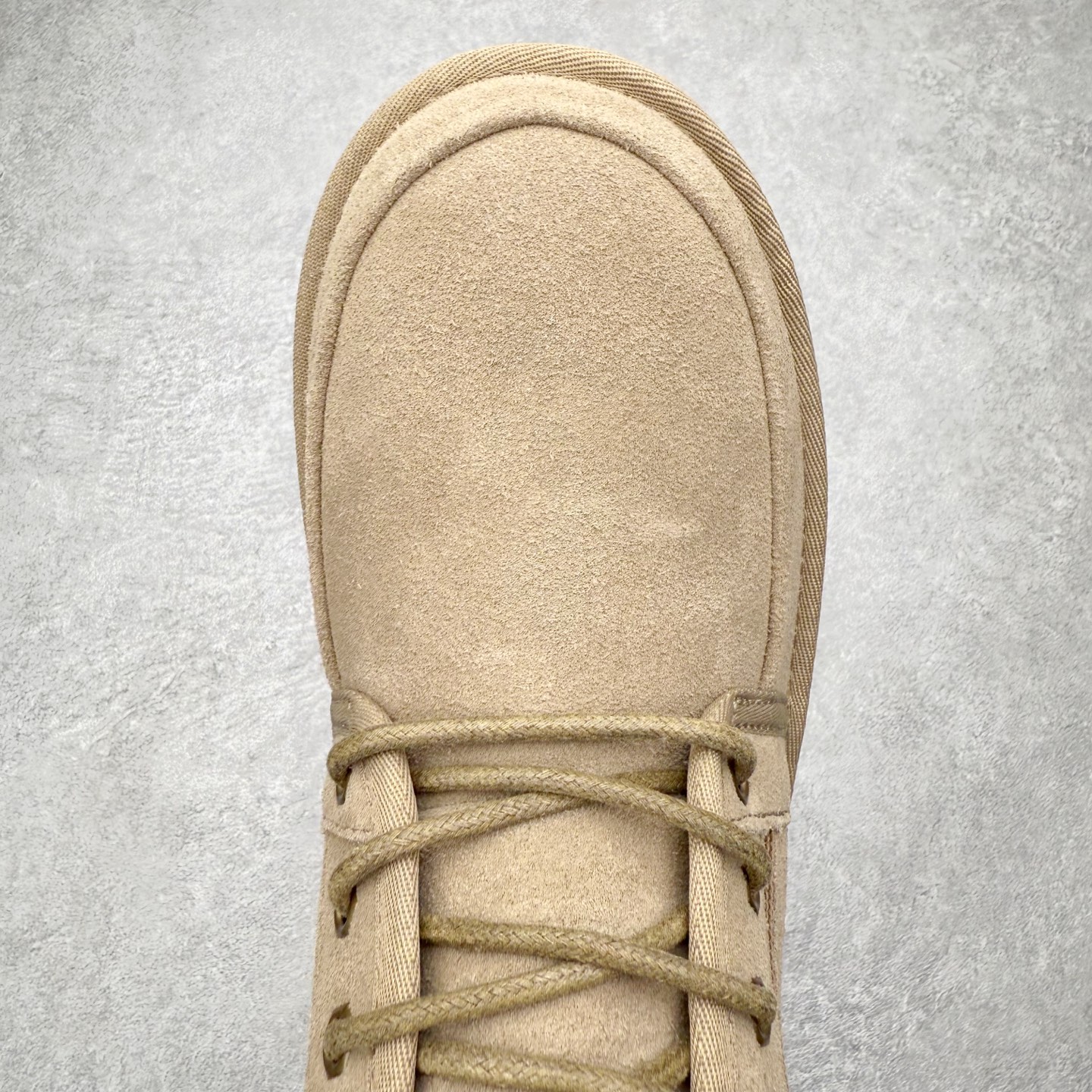 图片[4]-＃福利特价 UGG Tasman Weather Hybrid 塔斯曼混合系列户外中帮休闲马丁靴雪地靴UGG秋冬新品 秋冬必备（内里加绒保暖🔥）时尚休闲马丁靴雪地靴系列 代购专供品质 面料采用进口头层牛皮材质 鞋内里采用🔥毛茸一体内里保暖锁热。外置防滑橡胶大底 系带设计 穿脱十分方便 采用TPU模压定型真皮鞋面材质#科技外底防滑,耐磨性和良好的弹性！尺码：39-45-选品中心