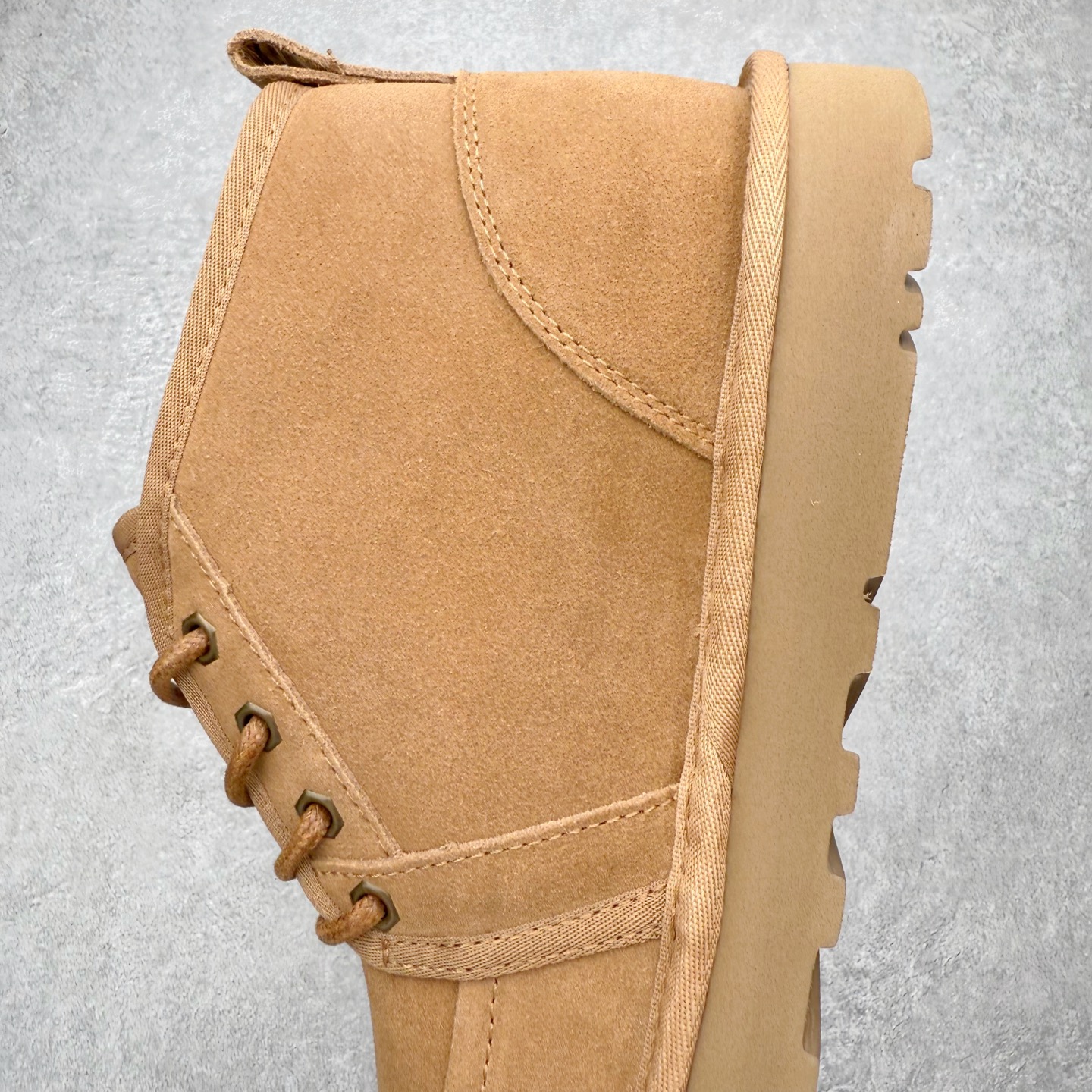 图片[7]-＃福利特价 UGG Tasman Weather Hybrid 塔斯曼混合系列户外中帮休闲马丁靴雪地靴UGG秋冬新品 秋冬必备（内里加绒保暖🔥）时尚休闲马丁靴雪地靴系列 代购专供品质 面料采用进口头层牛皮材质 鞋内里采用🔥毛茸一体内里保暖锁热。外置防滑橡胶大底 系带设计 穿脱十分方便 采用TPU模压定型真皮鞋面材质#科技外底防滑,耐磨性和良好的弹性！尺码：39-45-选品中心