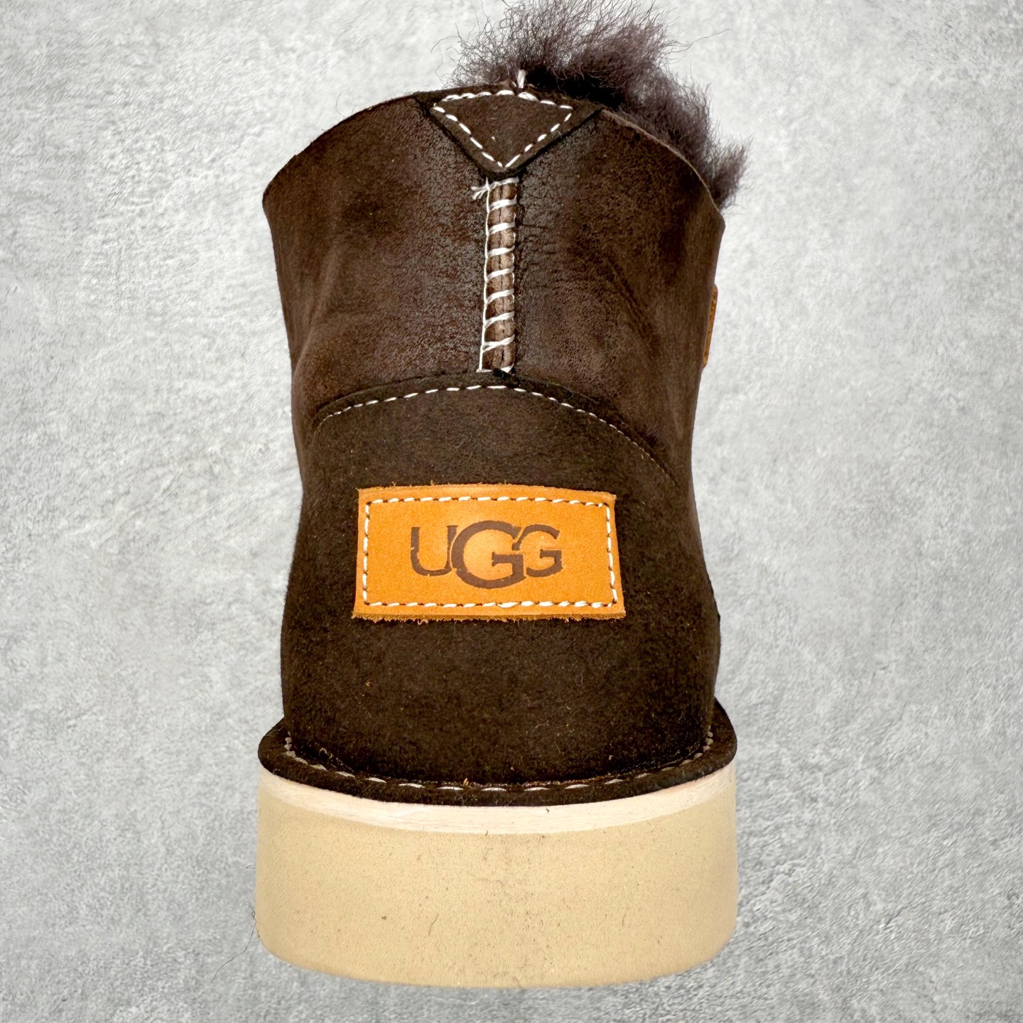 图片[8]-＃福利特价 UGG Tasman Weather Hybrid 塔斯曼混合系列户外中帮休闲马丁靴雪地靴UGG秋冬新品 秋冬必备（内里加绒保暖🔥）时尚休闲马丁靴雪地靴系列 代购专供品质 面料采用进口头层牛皮材质 鞋内里采用🔥毛茸一体内里保暖锁热。外置防滑橡胶大底 系带设计 穿脱十分方便 采用TPU模压定型真皮鞋面材质#科技外底防滑,耐磨性和良好的弹性！尺码：39-45-选品中心