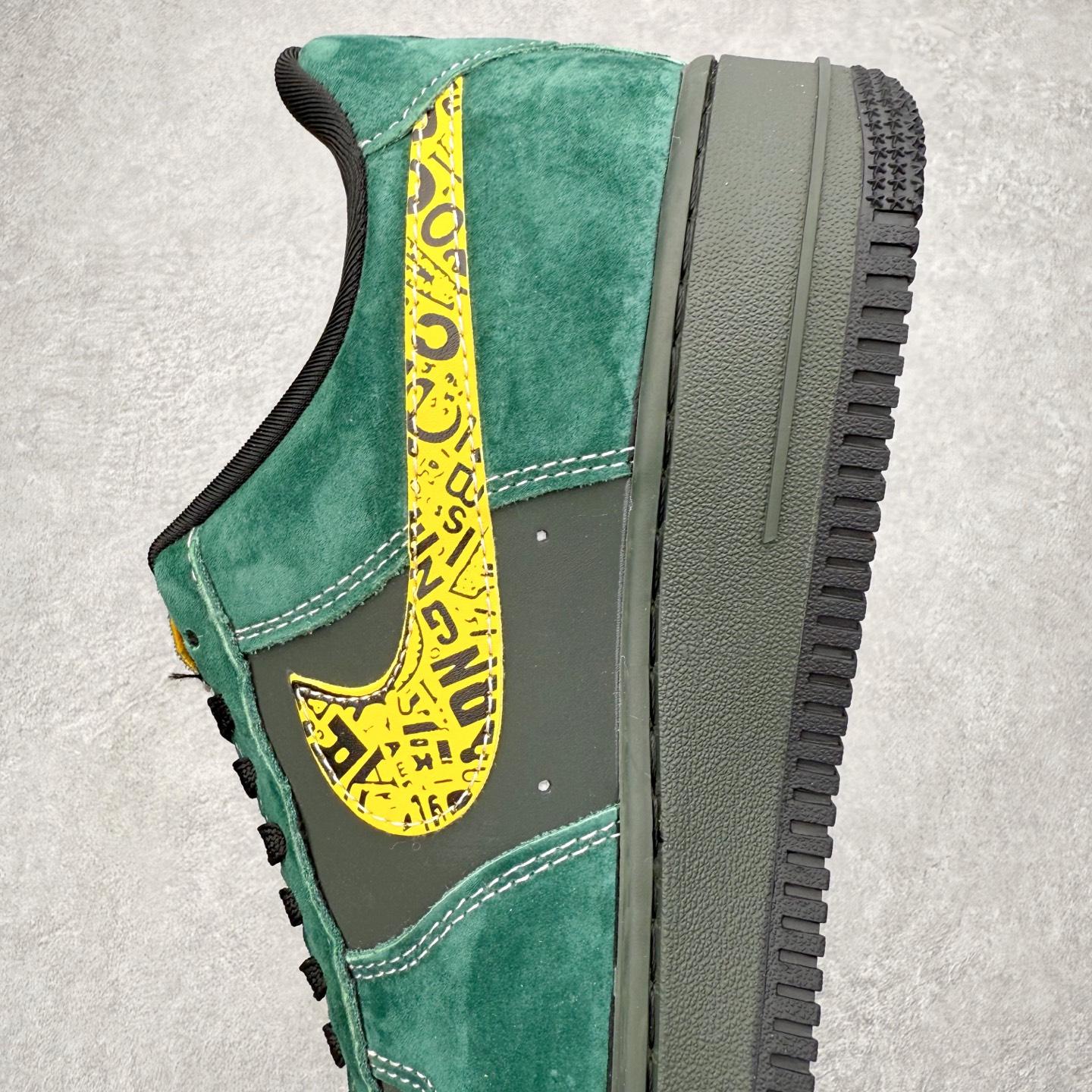 图片[7]-NK Air Force 1´07 Low 空军一号低帮百搭休闲运动板鞋 XL179-137 柔软、弹性十足的缓震性能和出色的中底设计 横跨复古与现代的外型结合 造就出风靡全球 三十多年的Force 1 直到今天还深受青睐 实拍调校N版已经零色差零失真 百分百还原实物色彩所见即所得 不存在货不对板色差等低级问题 选购参考实物拍摄 不混卖不参货 只用心做好货严格选品 承诺混一赔十 尺码：36 36.5 37.5 38 38.5 39 40 40.5 41 42 42.5 43 44 44.5 45-选品中心