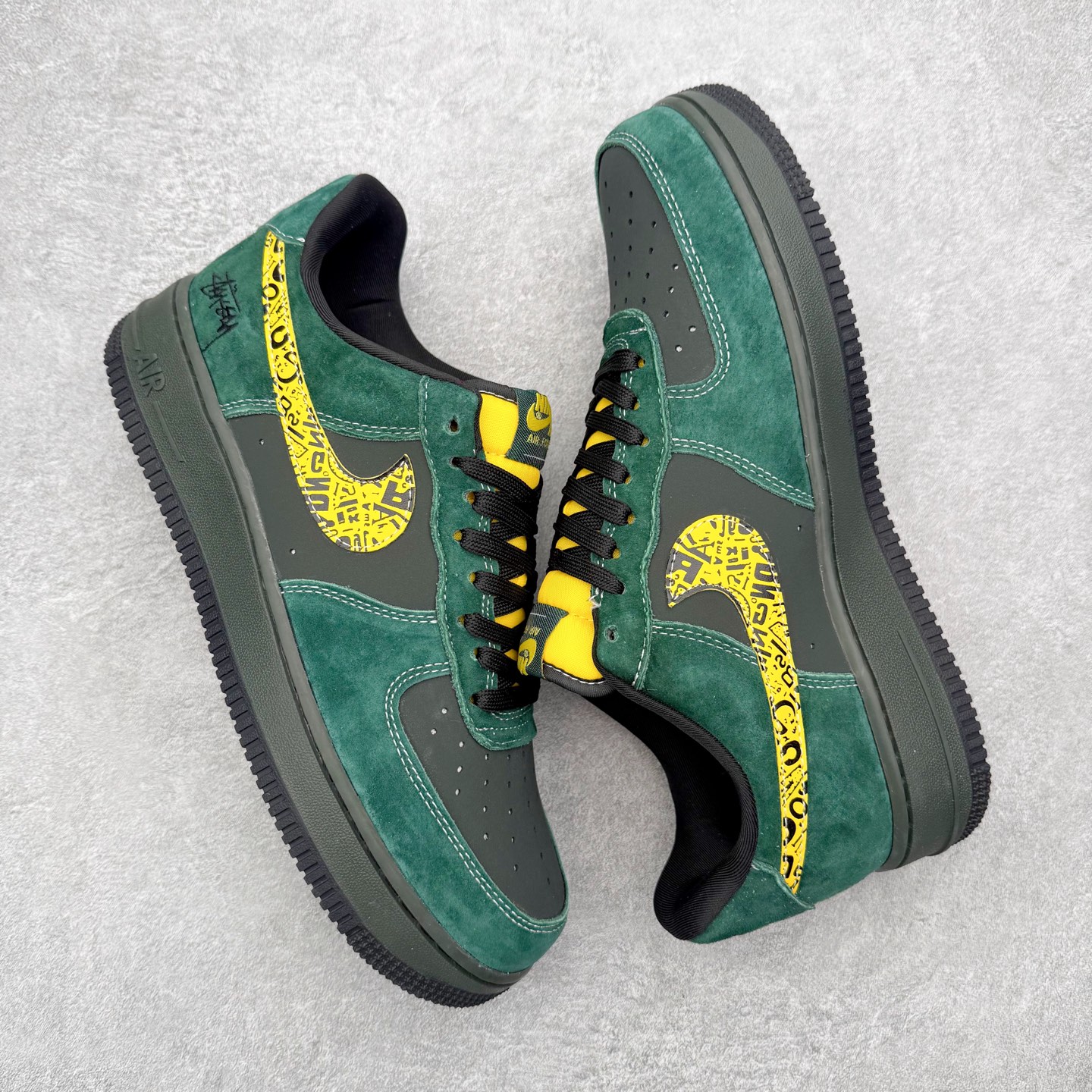 图片[3]-NK Air Force 1´07 Low 空军一号低帮百搭休闲运动板鞋 XL179-137 柔软、弹性十足的缓震性能和出色的中底设计 横跨复古与现代的外型结合 造就出风靡全球 三十多年的Force 1 直到今天还深受青睐 实拍调校N版已经零色差零失真 百分百还原实物色彩所见即所得 不存在货不对板色差等低级问题 选购参考实物拍摄 不混卖不参货 只用心做好货严格选品 承诺混一赔十 尺码：36 36.5 37.5 38 38.5 39 40 40.5 41 42 42.5 43 44 44.5 45-选品中心