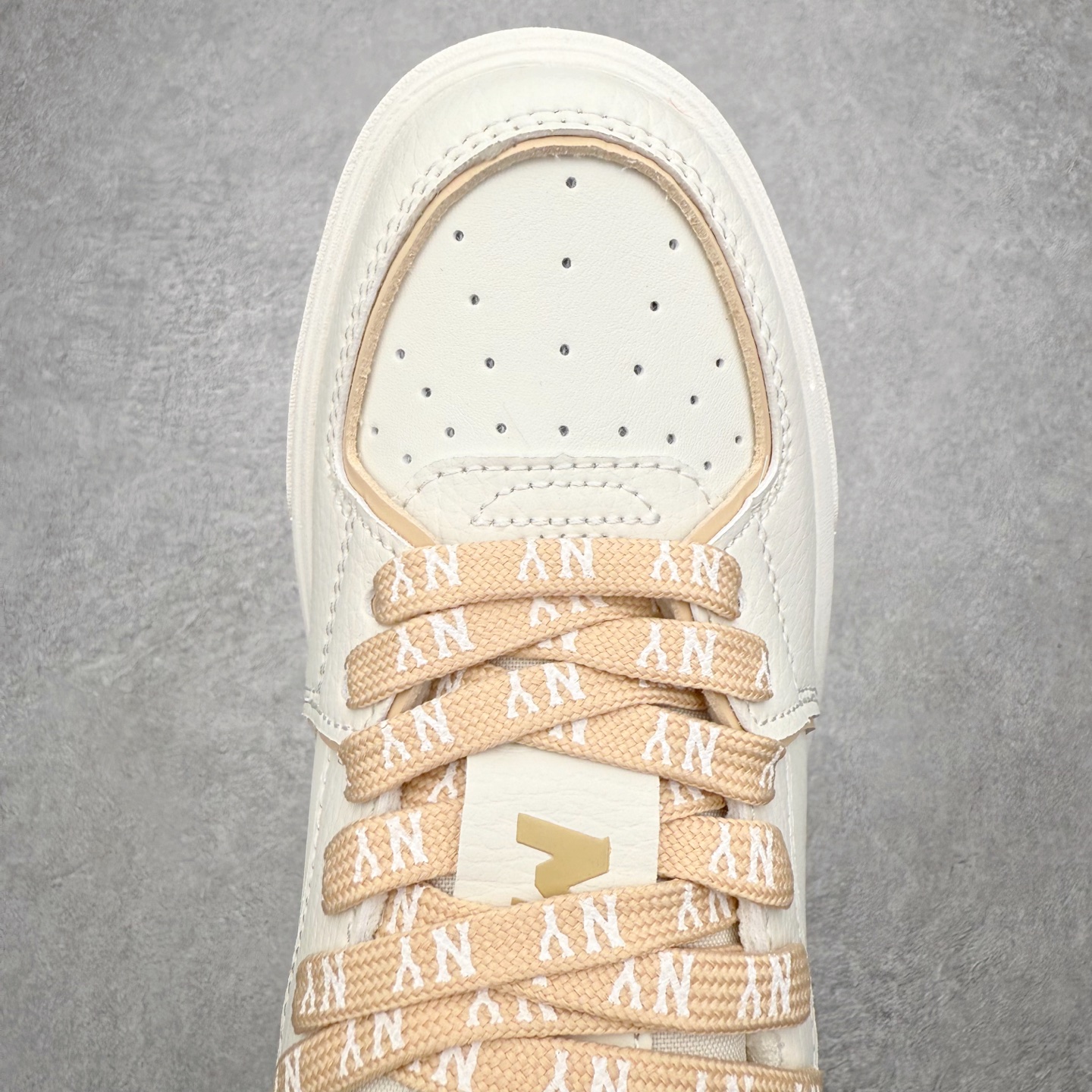 图片[4]-MLB Chunky Liner Basic 复古印花学长鞋系列低帮轻量增高厚底百搭休闲运动慢跑鞋板鞋 Korea韩国联名NY美国榄球纽约洋基队限定 韩国代购专供 全套原楦原纸板原厂数据开发 正确中底拉帮中底网布细节 平台代购专供 左脚内置芯片 韩国代购吊牌标贴 独家一比一RB+MD组合大底 高频后跟小人Logo精准对位立体饱满 正确网布加超迁鞋面 转印中底走线紧密 转印Logo工艺表层防刮不掉色 尺码：35 36 36.5 37.5 38 38.5 39 40 40.5 41 42 42.5 43 44 45-选品中心