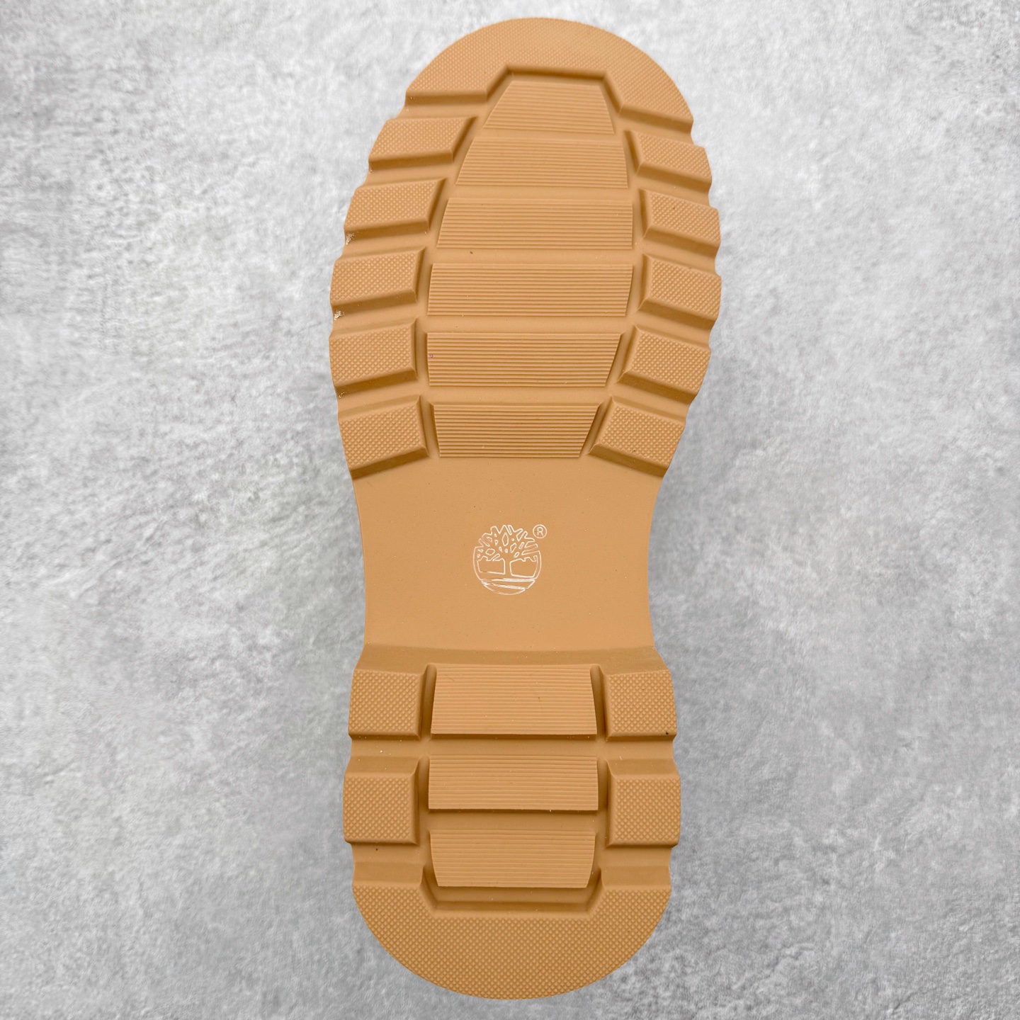 图片[9]-Timberland添柏岚/天伯伦 秋冬新品 秋冬必备户外休闲大黄靴系列#广东大厂品质 原盒原包装 时尚潮流搭配 面料采用意大利🇮🇹顶级磨砂细纹牛皮 轻质大底 搭配防臭防腐真皮乳胶鞋垫 大底到五金都是代工厂原材料制作 同原版固特异永不开胶工艺 好货不杀猪 首单质量严格把控 全网独家首发 品质毋庸置疑 全套官网统一包装 给您完美的穿着体验 质量考究耐穿 型男必备 专治不帅 高品质脚感一流 今年冬季防寒户外专用 日常随意搭配 尺码：38-44（皮鞋码）-选品中心