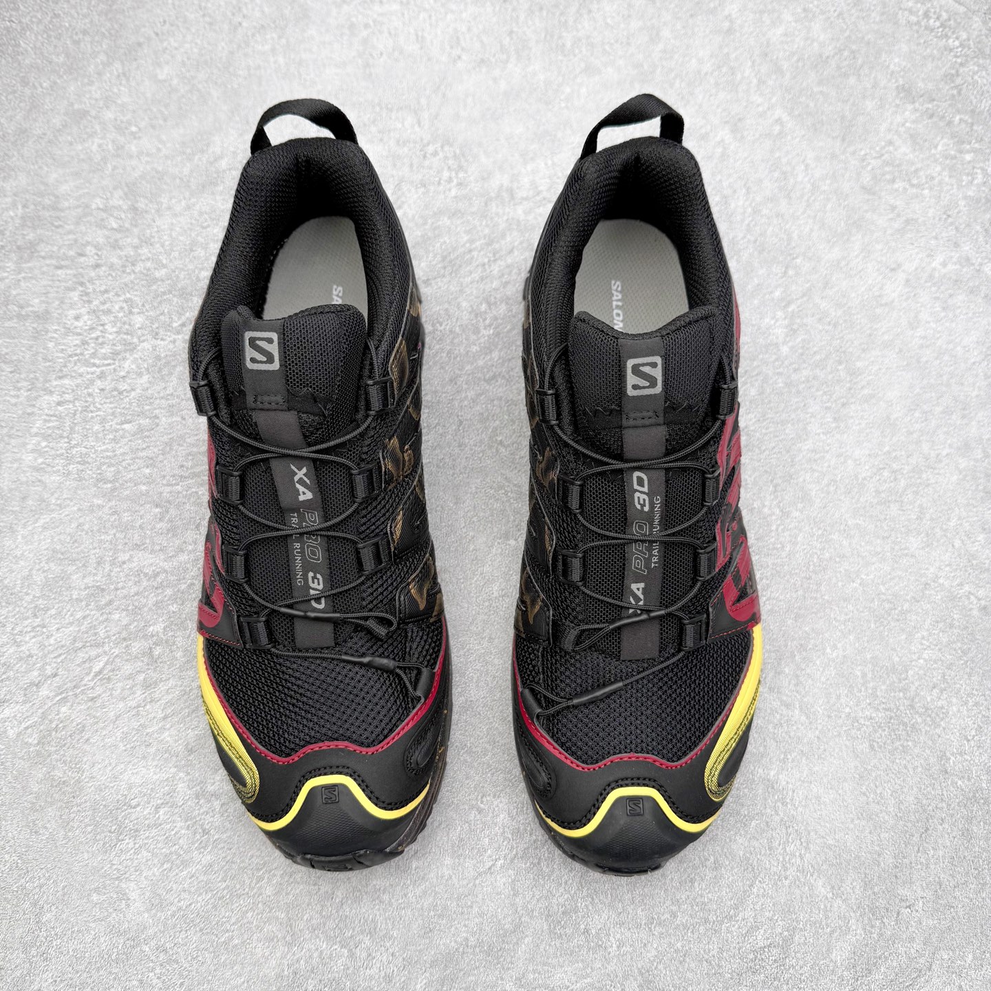 图片[2]-＃XS SALOMON XA Pro 3D ADV 萨洛蒙潮流越野机能户外功能鞋 马年限定配色 基于市场现有版本全新升级调整改良 现阶段市场最强产物 全新主色陆续出货 大底描漆工整零瑕疵 鞋头定型弧度完 纯原外贸平台特供订单 耗时半年巨作 全套原纸板楦头开发 原厂特供网布配套加持 确保原汁原味 完美呈现版型 原档数据独家私模五层组合大底 原装Ortholite轻量化鞋垫 中底布带钢印编号 原厂TPU锁扣 进口港宝加持 后跟自然饱满 还原公司包裹性 鞋面采用SENSIFT贴合技术 全方位贴合包裹脚型 鞋跟部鞋底牵引设计 提供强大的抓地性能 更适应野外崎岖不平的道路 其3D ADVANCED CHASSIS底盘 材料轻量大化 钉齿设计更具稳定性 防护性 鞋底易磨损区运用CONTAGRIP高耐磨材料 应对城市硬质路面长距离跑考验 尺码：36 36.5 37.5 38 38.5 39 40 40.5 41 42 42.5 43 44 44.5 45 46-选品中心