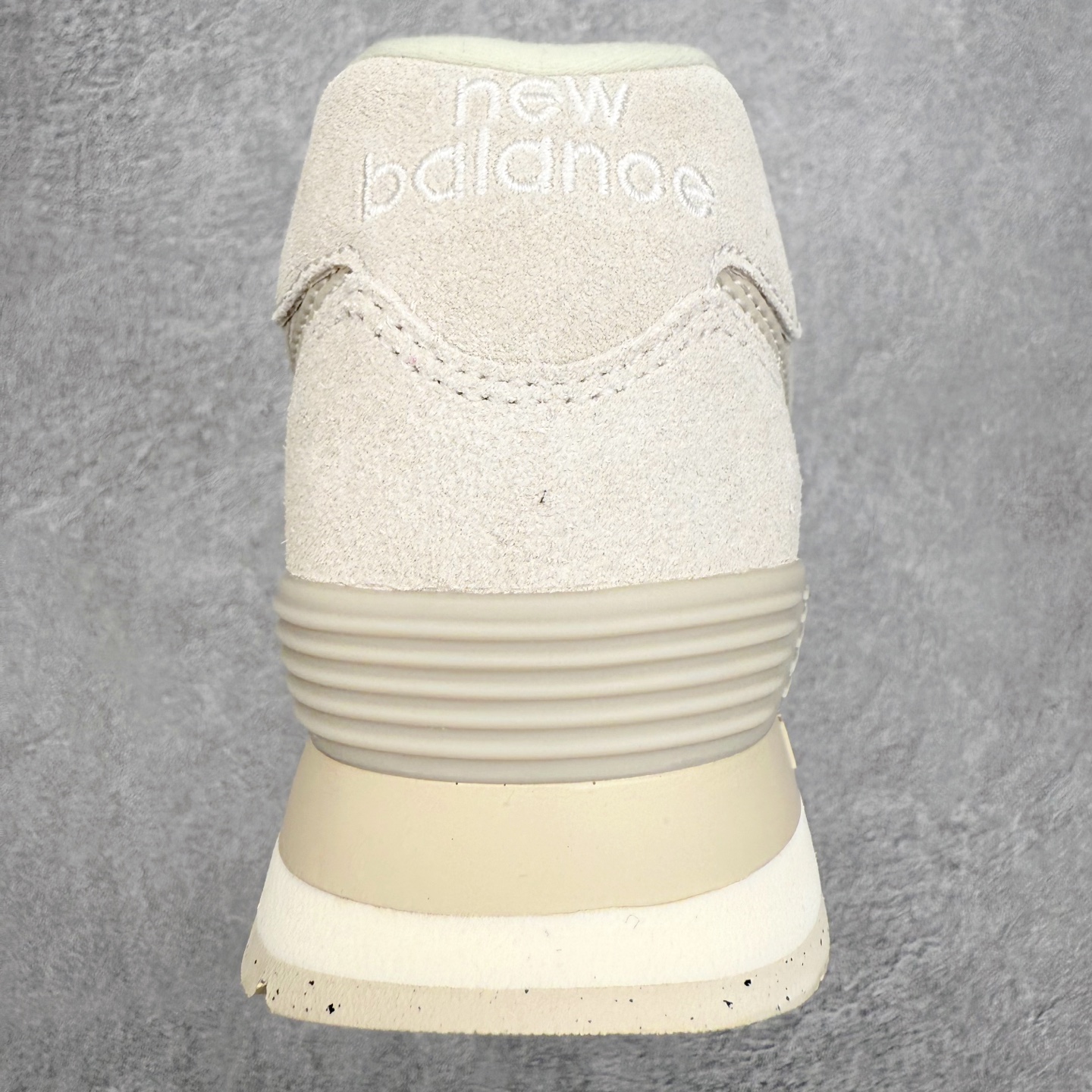 图片[8]-＃纯原 New Balance NB574 新百伦系列复古运动跑鞋 材质细节鞋标处理与正品无差 原版楦型 高弹EVA大底 鞋垫 还原正品脚感 完美走线 ENCAP减震中底 尺码：36 37 37.5 38 38.5 39.5 40 40.5 41.5 42 42.5 43 44 45-选品中心