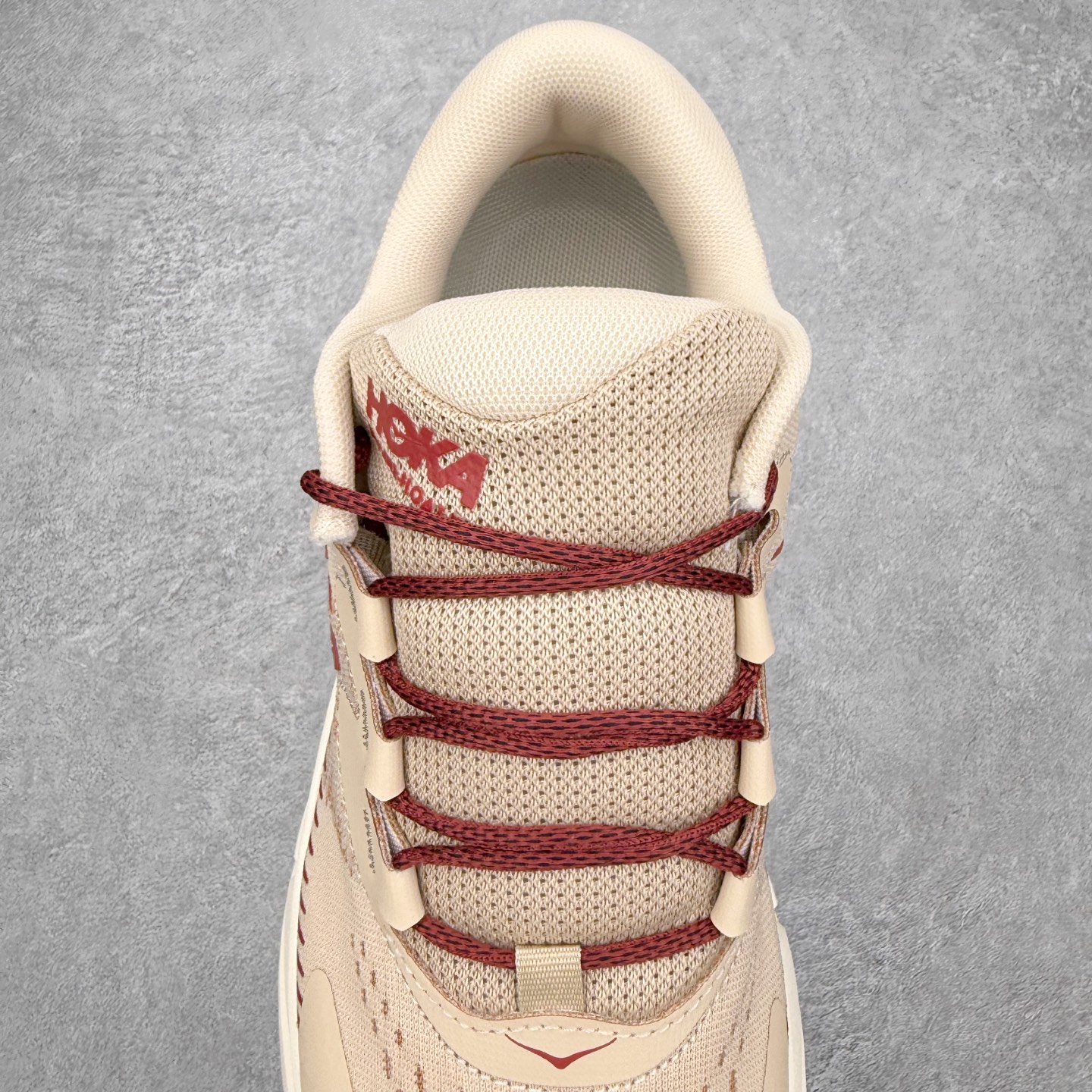 图片[5]-＃福利特价 HOKA ONE ONE SKY Float X 网布织物 舒适运动户外功能 减震防滑耐磨 低帮 生活休闲鞋 男女同款 HOKA ONE ONE是来自美国的跑步鞋知名品牌，创立于2009年，始终致力于为所有跑者提供更新、更好的跑步装备。相比常规跑鞋，HOKA ONE ONE特别研发使用性能独特的几何形跑鞋中底，此种鞋底更厚、更高、回弹性也更好，除了卓越的缓冲性能，它还能为各种阶段的跑者带来更具动感、更加稳定的跑步体验。HOKAONE ONE从设计之初就清楚意识到，要保证跑者步幅的均匀一致，双脚自然而然的运动至关重要。尺码：36 36.5 37.5 38 39 40 40.5 41 42 42.5 43 44 45-选品中心