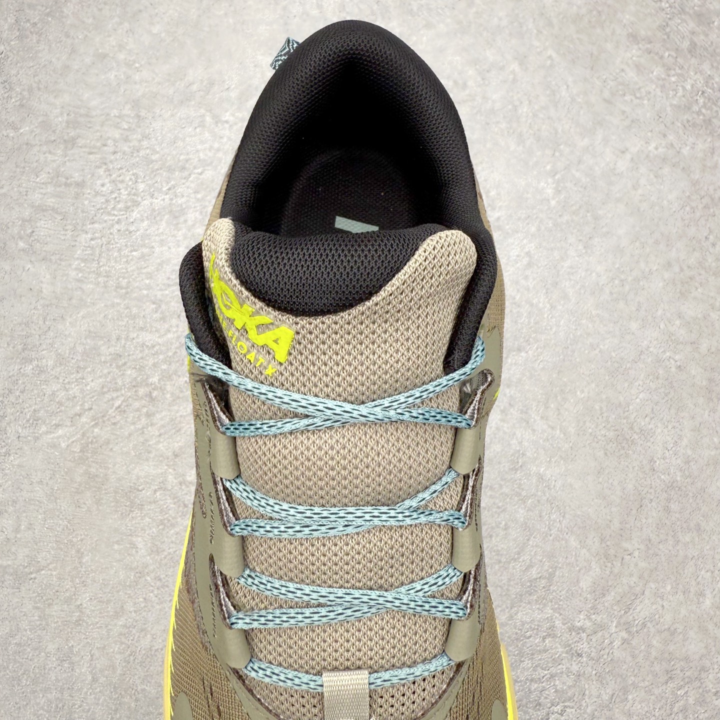 图片[5]-＃福利特价 HOKA ONE ONE SKY Float X 网布织物 舒适运动户外功能 减震防滑耐磨 低帮 生活休闲鞋 男女同款 HOKA ONE ONE是来自美国的跑步鞋知名品牌，创立于2009年，始终致力于为所有跑者提供更新、更好的跑步装备。相比常规跑鞋，HOKA ONE ONE特别研发使用性能独特的几何形跑鞋中底，此种鞋底更厚、更高、回弹性也更好，除了卓越的缓冲性能，它还能为各种阶段的跑者带来更具动感、更加稳定的跑步体验。HOKAONE ONE从设计之初就清楚意识到，要保证跑者步幅的均匀一致，双脚自然而然的运动至关重要。尺码：36 36.5 37.5 38 39 40 40.5 41 42 42.5 43 44 45-选品中心