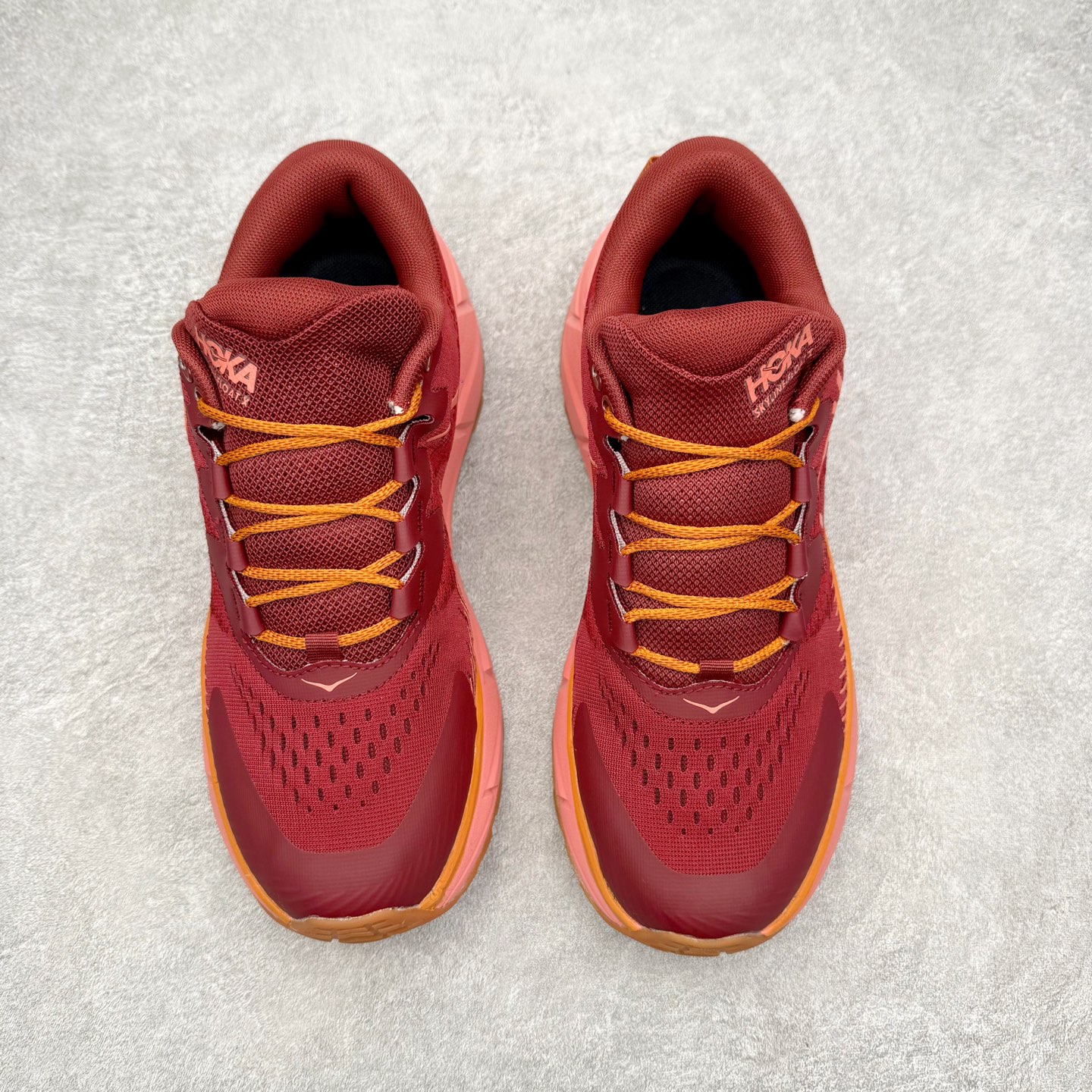 图片[2]-＃福利特价 HOKA ONE ONE SKY Float X 网布织物 舒适运动户外功能 减震防滑耐磨 低帮 生活休闲鞋 男女同款 HOKA ONE ONE是来自美国的跑步鞋知名品牌，创立于2009年，始终致力于为所有跑者提供更新、更好的跑步装备。相比常规跑鞋，HOKA ONE ONE特别研发使用性能独特的几何形跑鞋中底，此种鞋底更厚、更高、回弹性也更好，除了卓越的缓冲性能，它还能为各种阶段的跑者带来更具动感、更加稳定的跑步体验。HOKAONE ONE从设计之初就清楚意识到，要保证跑者步幅的均匀一致，双脚自然而然的运动至关重要。尺码：36 36.5 37.5 38 39 40 40.5 41 42 42.5 43 44 45-选品中心