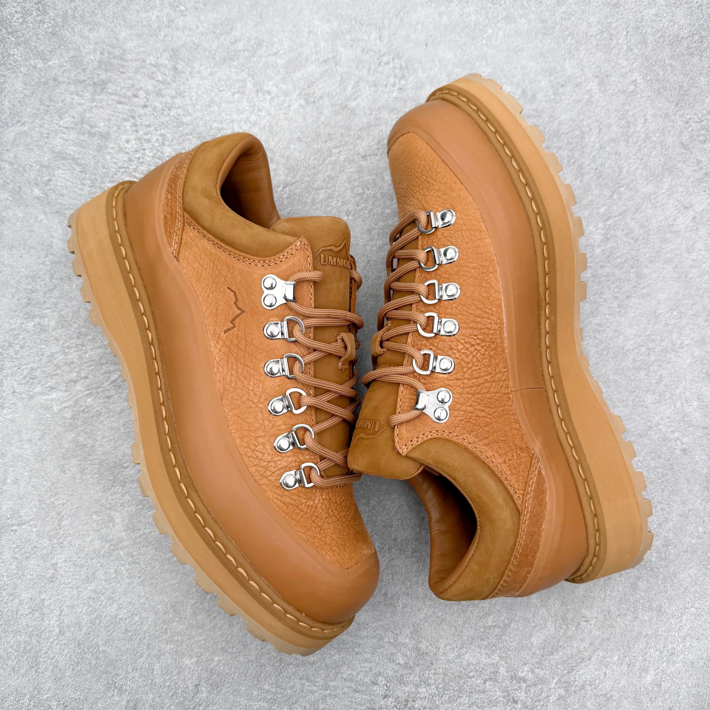 图片[3]-＃GD广顶 DIEMME Cornaro Gomma 时尚潮流耐磨减震低帮户外功能鞋 DIEMME是欧洲意式高端手工潮鞋品牌，1992年成立，被誉为“鞋靴中的劳斯菜斯”，DIEMME在2016年被ELLE时尚杂志评为内行人最爱的7个运动鞋品牌的其中之一。Diemme经常参加世界知名鞋展比如米兰鞋展、巴黎鞋展、佛罗伦萨鞋展。尺码：39 40 41 42 43 44 45-选品中心