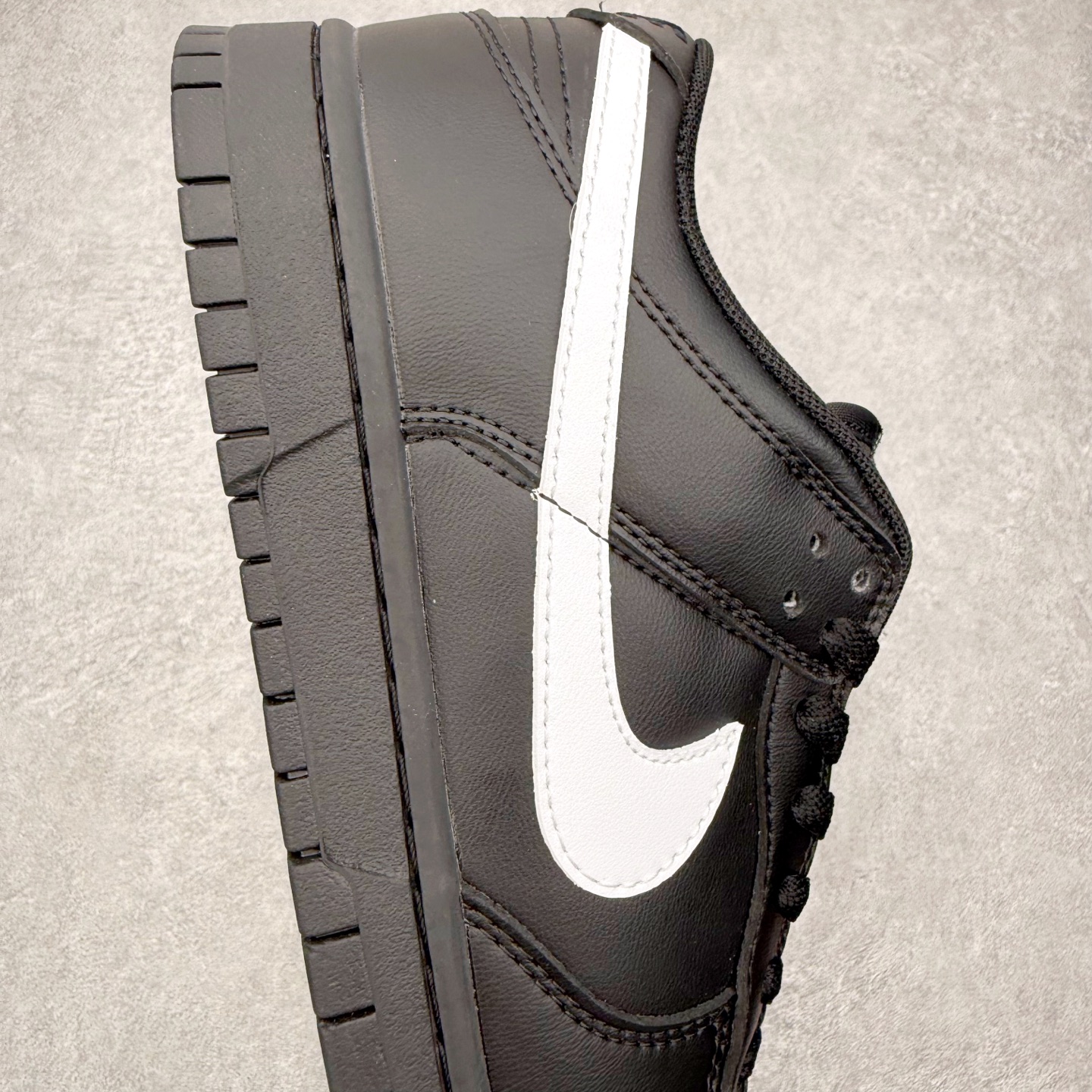 图片[6]-＃F版 NK Dunk Low IO7606-010 极限压缩利润空间 超乎所想的高性价比 用料绝不含糊 原盒原配 正确耐磨橡胶大底 超高清洁度 全鞋零毛边皮料切割 全套原楦原模倾力打造完美版型 尺码：36 36.5 37.5 38 38.5 39 40 40.5 41 42 42.5 43 44 44.5 45 46 47.5-选品中心