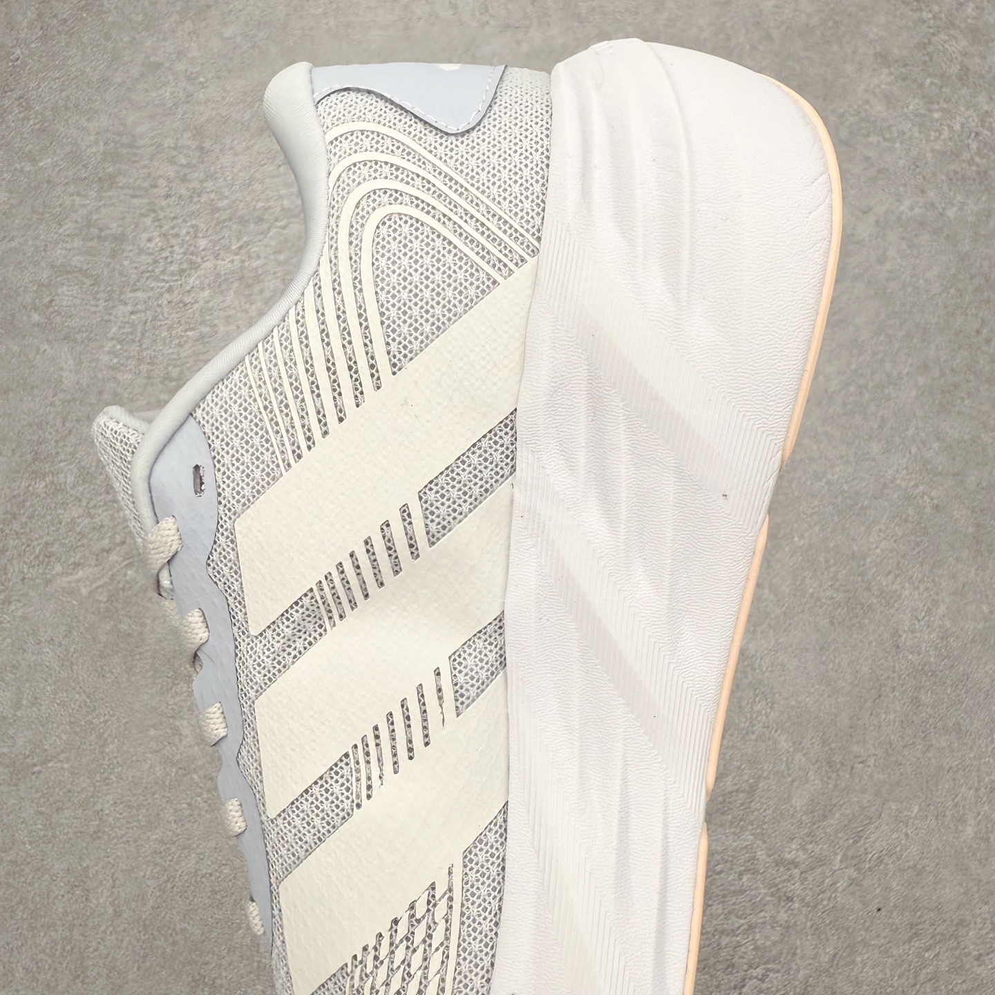 图片[7]-AD Adizero galaxy 8 舒适百搭回弹 低帮跑步鞋 男女同款 实拍调校N版已经零色差零失真 百分百还原实物色彩所见即所得 不存在货不对板色差等低级问题 选购参考实物拍摄 不混卖不参货 只用心做好货严格选品 承诺混一赔十 尺码：36 36.5 37.5 38 38.5 39 40 40.5 41 42 42.5 43 44 44.5 45-选品中心