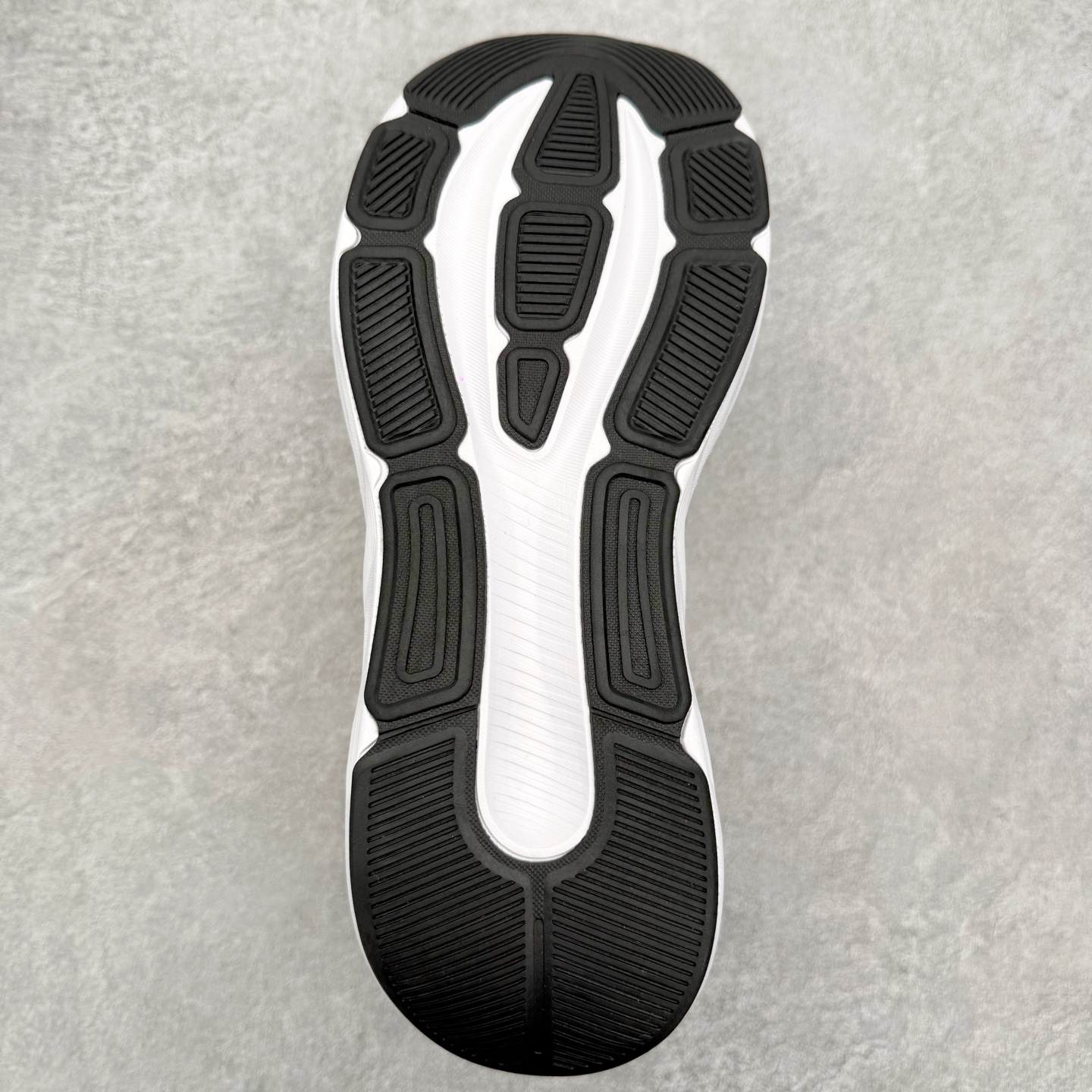 图片[9]-AD Adizero galaxy 8 舒适百搭回弹 低帮跑步鞋 男女同款 实拍调校N版已经零色差零失真 百分百还原实物色彩所见即所得 不存在货不对板色差等低级问题 选购参考实物拍摄 不混卖不参货 只用心做好货严格选品 承诺混一赔十 尺码：36 36.5 37.5 38 38.5 39 40 40.5 41 42 42.5 43 44 44.5 45-选品中心