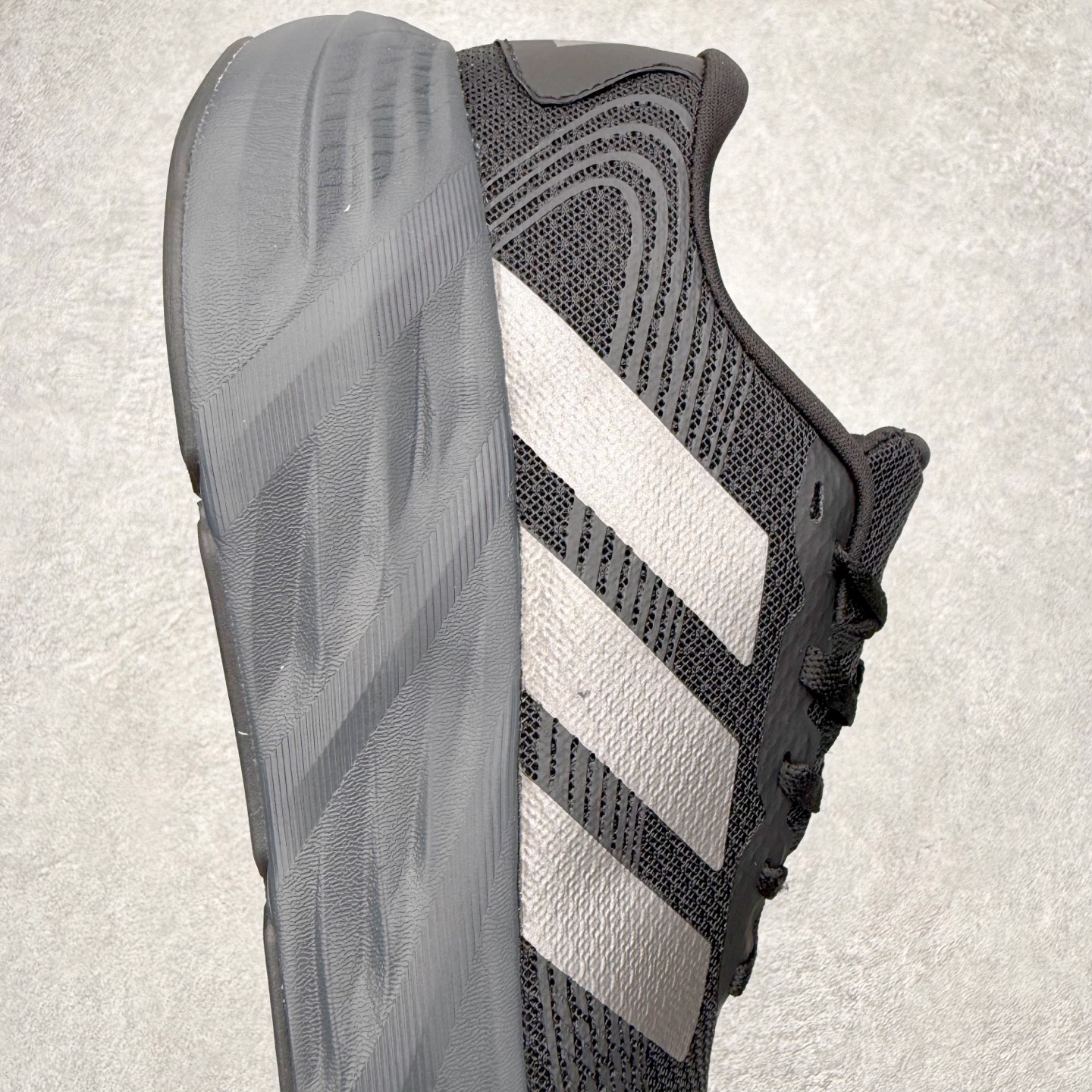 图片[6]-AD Adizero galaxy 8 舒适百搭回弹 低帮跑步鞋 男女同款 实拍调校N版已经零色差零失真 百分百还原实物色彩所见即所得 不存在货不对板色差等低级问题 选购参考实物拍摄 不混卖不参货 只用心做好货严格选品 承诺混一赔十 尺码：36 36.5 37.5 38 38.5 39 40 40.5 41 42 42.5 43 44 44.5 45-选品中心