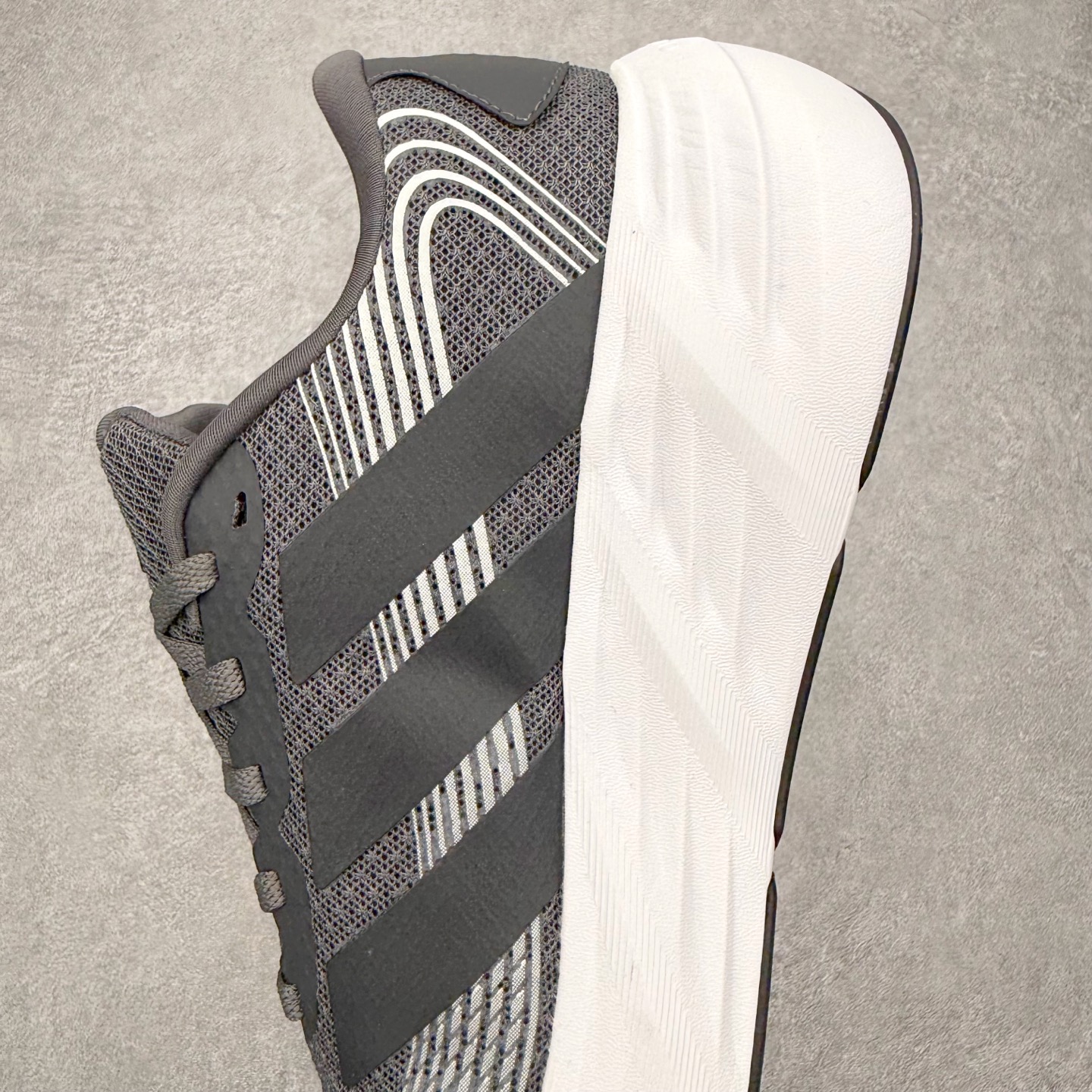 图片[7]-AD Adizero galaxy 8 舒适百搭回弹 低帮跑步鞋 男女同款 实拍调校N版已经零色差零失真 百分百还原实物色彩所见即所得 不存在货不对板色差等低级问题 选购参考实物拍摄 不混卖不参货 只用心做好货严格选品 承诺混一赔十 尺码：36 36.5 37.5 38 38.5 39 40 40.5 41 42 42.5 43 44 44.5 45-选品中心