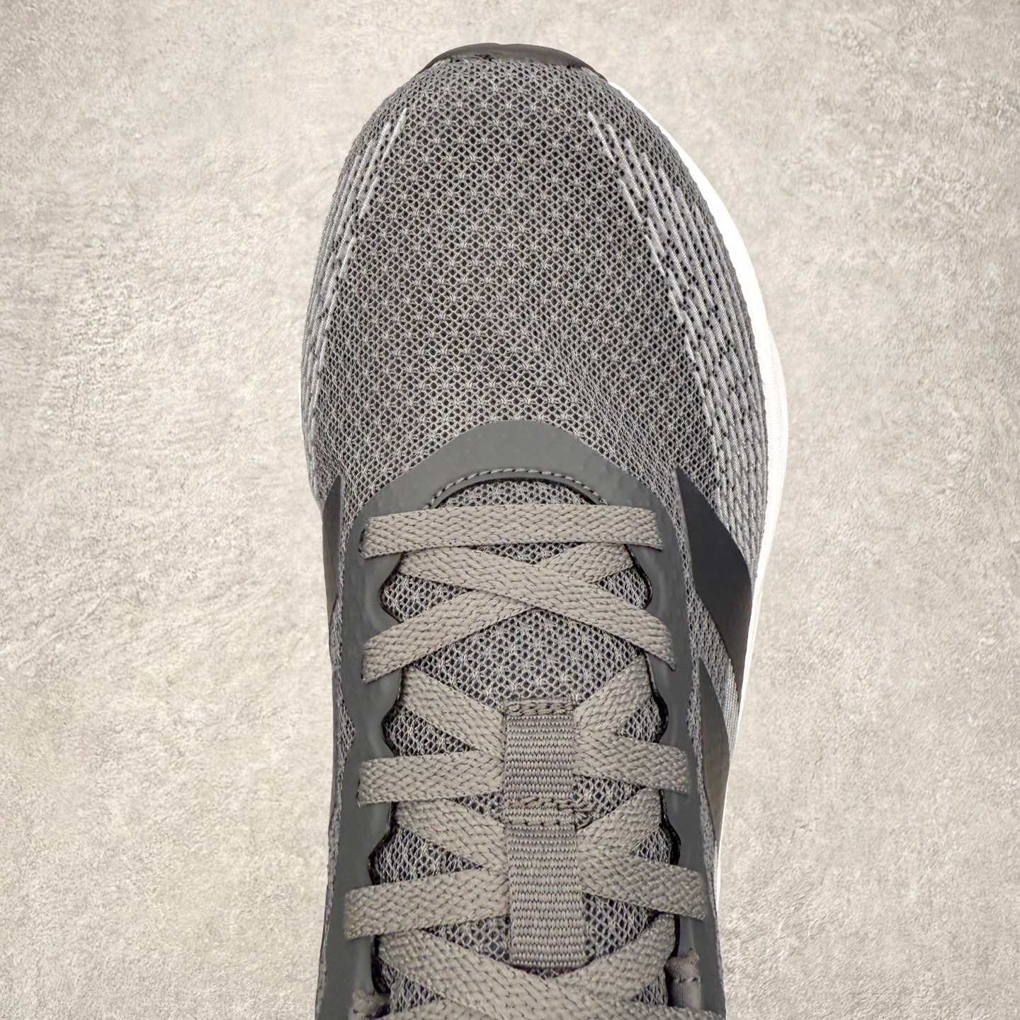 图片[4]-AD Adizero galaxy 8 舒适百搭回弹 低帮跑步鞋 男女同款 实拍调校N版已经零色差零失真 百分百还原实物色彩所见即所得 不存在货不对板色差等低级问题 选购参考实物拍摄 不混卖不参货 只用心做好货严格选品 承诺混一赔十 尺码：36 36.5 37.5 38 38.5 39 40 40.5 41 42 42.5 43 44 44.5 45-选品中心