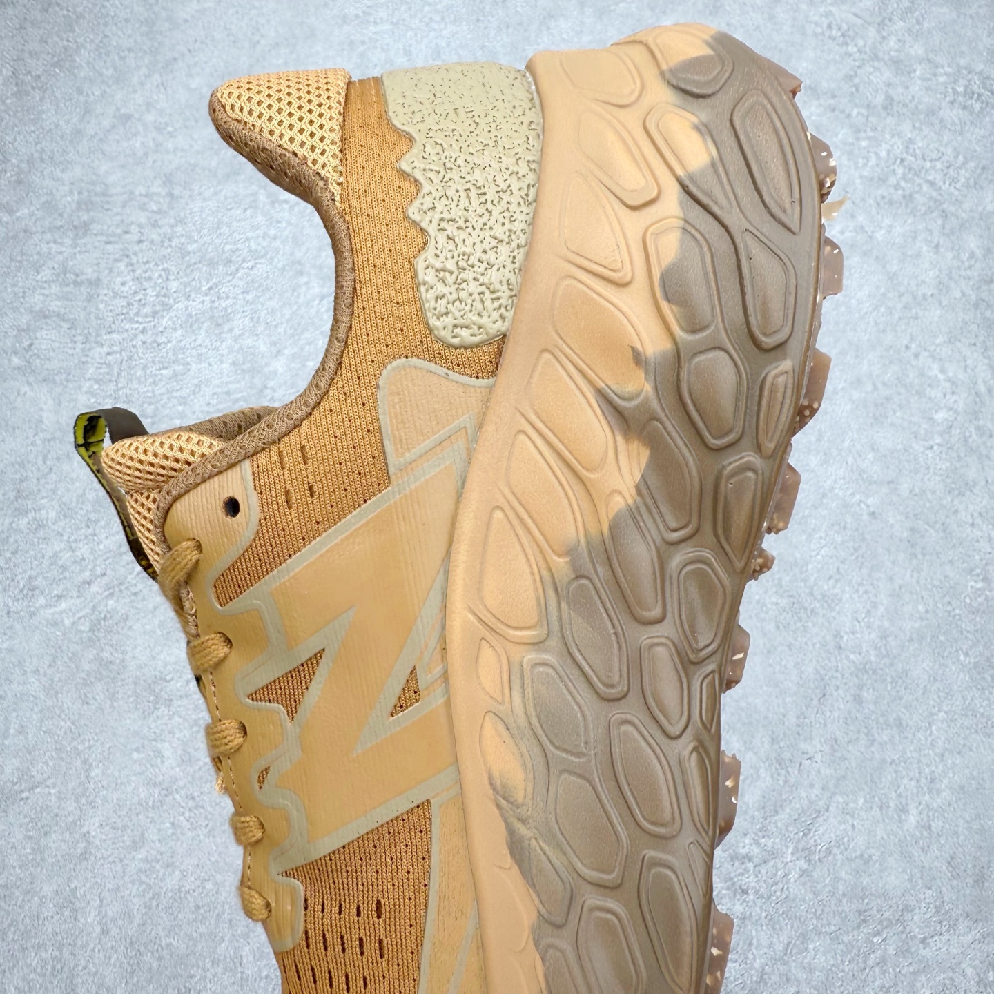 图片[7]-New Balance Fresh Foam X Trail More v3 新百伦NB莫尔V3系列低帮轻量化厚底户外越野休闲运动慢跑鞋 MTMORNGR 无论是越野训练跑还是享受自然美景 New Balance Fresh Foam X Trail More v3 都能确保双脚凉爽舒适 获得缓震支撑 这款越野跑鞋採用透气的合成/网眼鞋面 加上双层 Fresh Foam X 中底实现绝佳舒适著感 搭载鞋头防护科技与 All Terrain 系列最厚鞋底 可防止碎石跑入鞋内 让你尽情探索不受限 尺码：36 37 37.5 38 38.5 39.5 40 40.5 41.5 42 42.5 43 44 44.5 45-选品中心