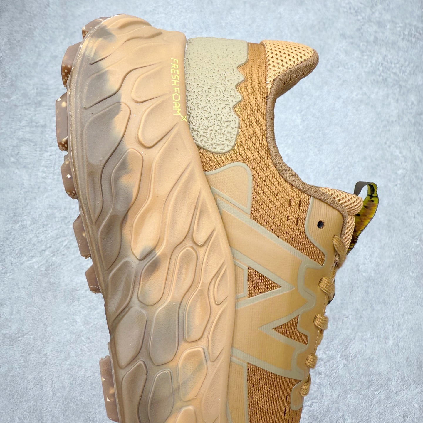 图片[6]-New Balance Fresh Foam X Trail More v3 新百伦NB莫尔V3系列低帮轻量化厚底户外越野休闲运动慢跑鞋 MTMORNGR 无论是越野训练跑还是享受自然美景 New Balance Fresh Foam X Trail More v3 都能确保双脚凉爽舒适 获得缓震支撑 这款越野跑鞋採用透气的合成/网眼鞋面 加上双层 Fresh Foam X 中底实现绝佳舒适著感 搭载鞋头防护科技与 All Terrain 系列最厚鞋底 可防止碎石跑入鞋内 让你尽情探索不受限 尺码：36 37 37.5 38 38.5 39.5 40 40.5 41.5 42 42.5 43 44 44.5 45-选品中心