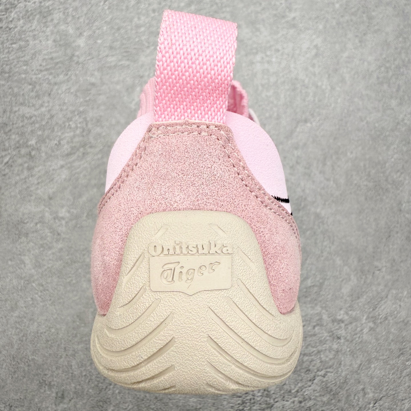 图片[8]-Onitsuka Tiger 鬼塚虎 Sclaw 轻便舒适防滑耐磨透气支撑吸汗低帮生活休闲鞋 低帮设计简洁利落 流畅的线条勾勒出随性的风格 鞋口织物收口 经典鞋袜一体 明线设计标志性logo 采用织物和柔软皮革拼接 时尚质感满满 防磨耐磨大底 上脚轻便舒适 尺码：36 37 37.5 38 39 39.5 40 40.5 41.5 42 42.5 43.5 44 45-选品中心