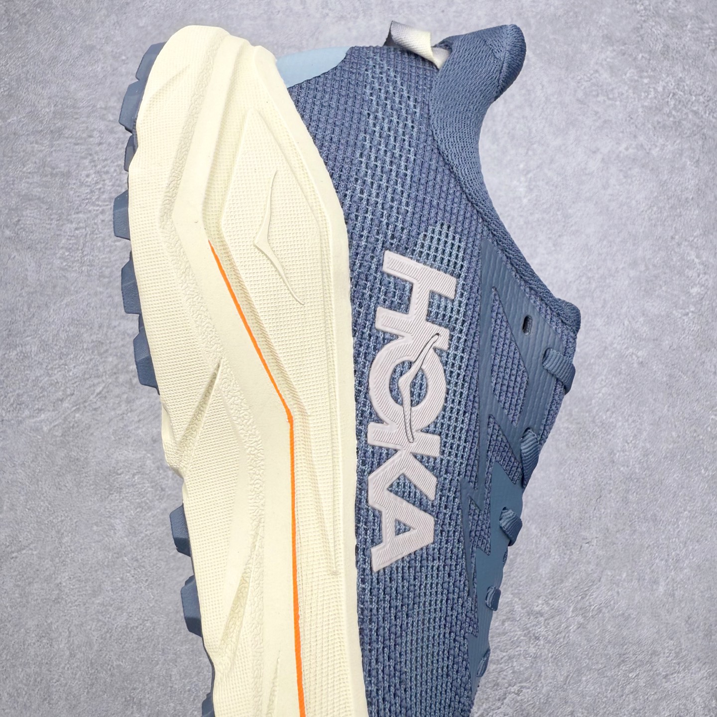 图片[6]-HOKA ONE ONE Challenger ATR 8 挑战者八代轻便耐磨防滑跑步鞋 新一代Challenger泡棉中底减重10% 增加3mm强化缓震、打造Q弹脚感 后跟采用延伸设计 加强跟腱保护、便于穿脱 搭配环保工程网布增加透气、短靴细节防止碎石进入 重新设计的大底以轮胎刻纹为灵感 以更密集的全大底水波刻纹 搭配加大面积的高耐磨橡胶与4mm大刻纹设计 增加整体抓地力与稳定性 尺码：36 36.5 37.5 38 38.5 39 40 40.5 41 42 42.5 43 44 44.5 45-选品中心