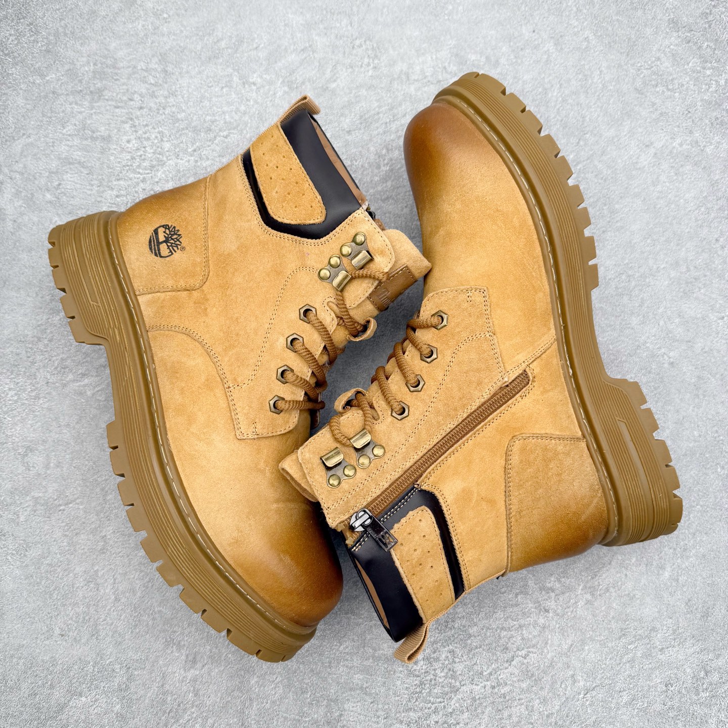 图片[3]-Timberland添柏岚/天伯伦 秋冬新品 秋冬必备户外休闲大黄靴系列#广东大厂品质 原盒原包装 时尚潮流搭配 面料采用意大利🇮🇹顶级磨砂细纹牛皮 轻质大底 搭配防臭防腐真皮乳胶鞋垫 大底到五金都是代工厂原材料制作 同原版固特异永不开胶工艺 好货不杀猪 首单质量严格把控 全网独家首发 品质毋庸置疑 全套官网统一包装 给您完美的穿着体验 质量考究耐穿 型男必备 专治不帅 高品质脚感一流 今年冬季防寒户外专用 日常随意搭配 尺码：38-44（皮鞋码）-选品中心