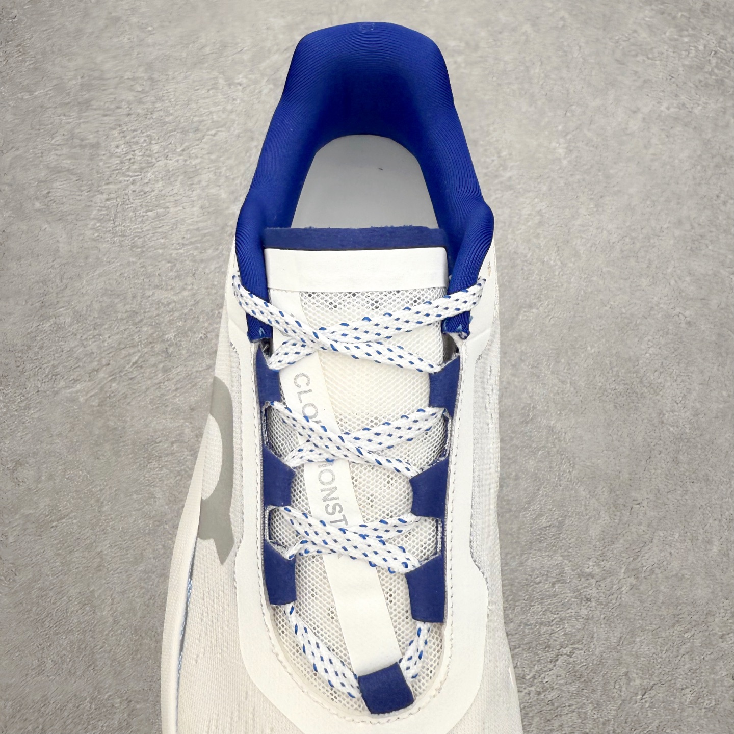 图片[5]-On昂跑 Cloudmonster 舒适 织物防滑透气回弹 低帮 休闲长跑城市通勤跑步鞋 此运动品牌 开创于2010年 缓震着陆、强效回弹、轻柔质感的设计构思始终是ON研制关键 与此同时基于“为全球提供革新性的跑步感受”信念 陆续推出了多款跑鞋及其以专业运动人体跑步工程学为设计关键的功能性跑步服饰设备 让跑者不费力气地畅快畅跑 尺码：36 36.5 37.5 38 38.5 39 40 40.5 41 42 42.5 43 44 44.5 45-选品中心