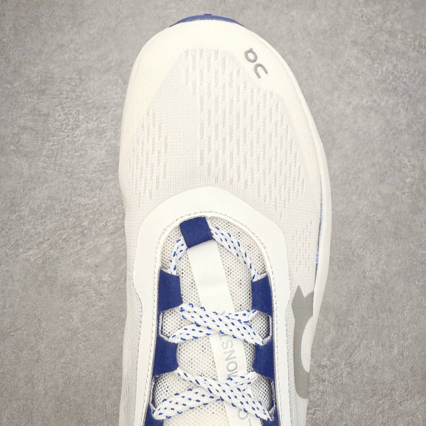 图片[4]-On昂跑 Cloudmonster 舒适 织物防滑透气回弹 低帮 休闲长跑城市通勤跑步鞋 此运动品牌 开创于2010年 缓震着陆、强效回弹、轻柔质感的设计构思始终是ON研制关键 与此同时基于“为全球提供革新性的跑步感受”信念 陆续推出了多款跑鞋及其以专业运动人体跑步工程学为设计关键的功能性跑步服饰设备 让跑者不费力气地畅快畅跑 尺码：36 36.5 37.5 38 38.5 39 40 40.5 41 42 42.5 43 44 44.5 45-选品中心