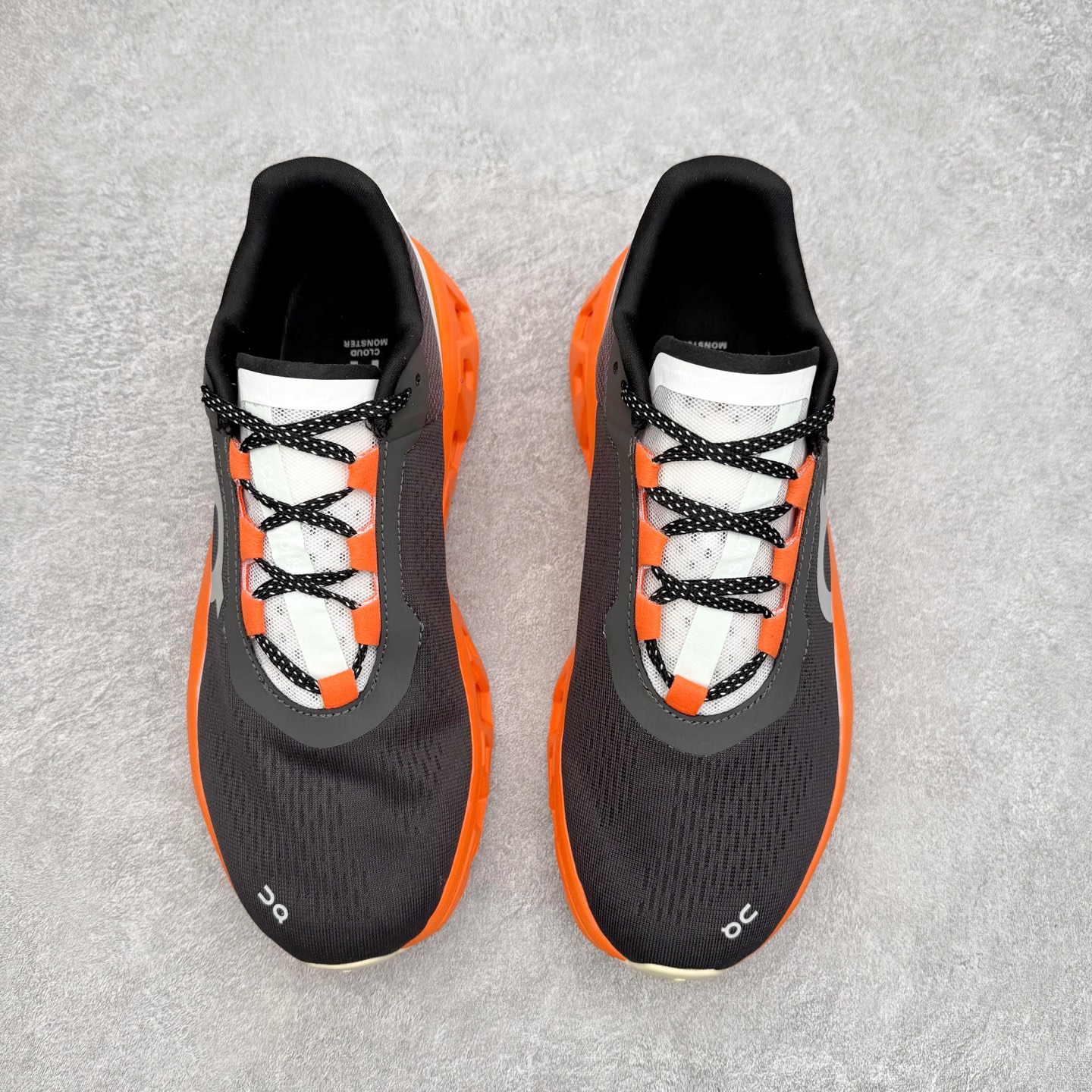 图片[2]-On昂跑 Cloudmonster 舒适 织物防滑透气回弹 低帮 休闲长跑城市通勤跑步鞋 此运动品牌 开创于2010年 缓震着陆、强效回弹、轻柔质感的设计构思始终是ON研制关键 与此同时基于“为全球提供革新性的跑步感受”信念 陆续推出了多款跑鞋及其以专业运动人体跑步工程学为设计关键的功能性跑步服饰设备 让跑者不费力气地畅快畅跑 尺码：36 36.5 37.5 38 38.5 39 40 40.5 41 42 42.5 43 44 44.5 45-选品中心