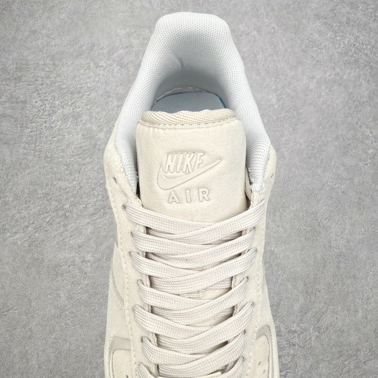 图片[5]-NK Air Force 1´07 Low 空军一号低帮百搭休闲运动板鞋 HV4406-001 柔软、弹性十足的缓震性能和出色的中底设计 横跨复古与现代的外型结合 造就出风靡全球 三十多年的Force 1 直到今天还深受青睐 实拍调校N版已经零色差零失真 百分百还原实物色彩所见即所得 不存在货不对板色差等低级问题 选购参考实物拍摄 不混卖不参货 只用心做好货严格选品 承诺混一赔十 尺码：36 36.5 37.5 38 38.5 39 40 40.5 41 42 42.5 43 44 44.5 45-选品中心