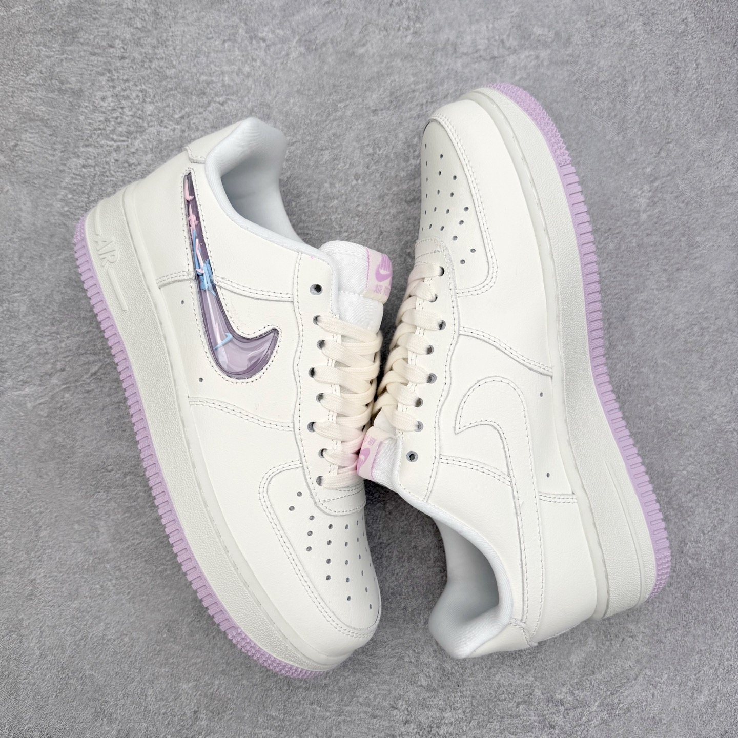图片[3]-NK Air Force 1´07 Low 空军一号低帮百搭休闲运动板鞋 IQ9795-151 柔软、弹性十足的缓震性能和出色的中底设计 横跨复古与现代的外型结合 造就出风靡全球 三十多年的Force 1 直到今天还深受青睐 实拍调校N版已经零色差零失真 百分百还原实物色彩所见即所得 不存在货不对板色差等低级问题 选购参考实物拍摄 不混卖不参货 只用心做好货严格选品 承诺混一赔十 尺码：36 36.5 37.5 38 38.5 39 40 40.5 41 42 42.5 43 44 44.5 45-选品中心