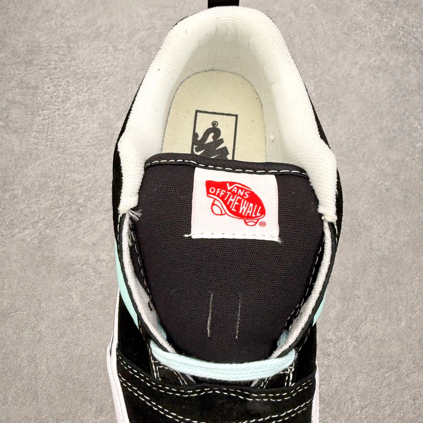 图片[5]-Vans Knu Skool 黑薄荷绿 官方新款 复古休闲胖胖面包鞋 肥胖版大LOGO原版全皮猪八面料 货号：VN0009QC6BT1 尺码：35 36 36.5 37 38 38.5 39 40 40.5 41 42 42.5 43 44-选品中心