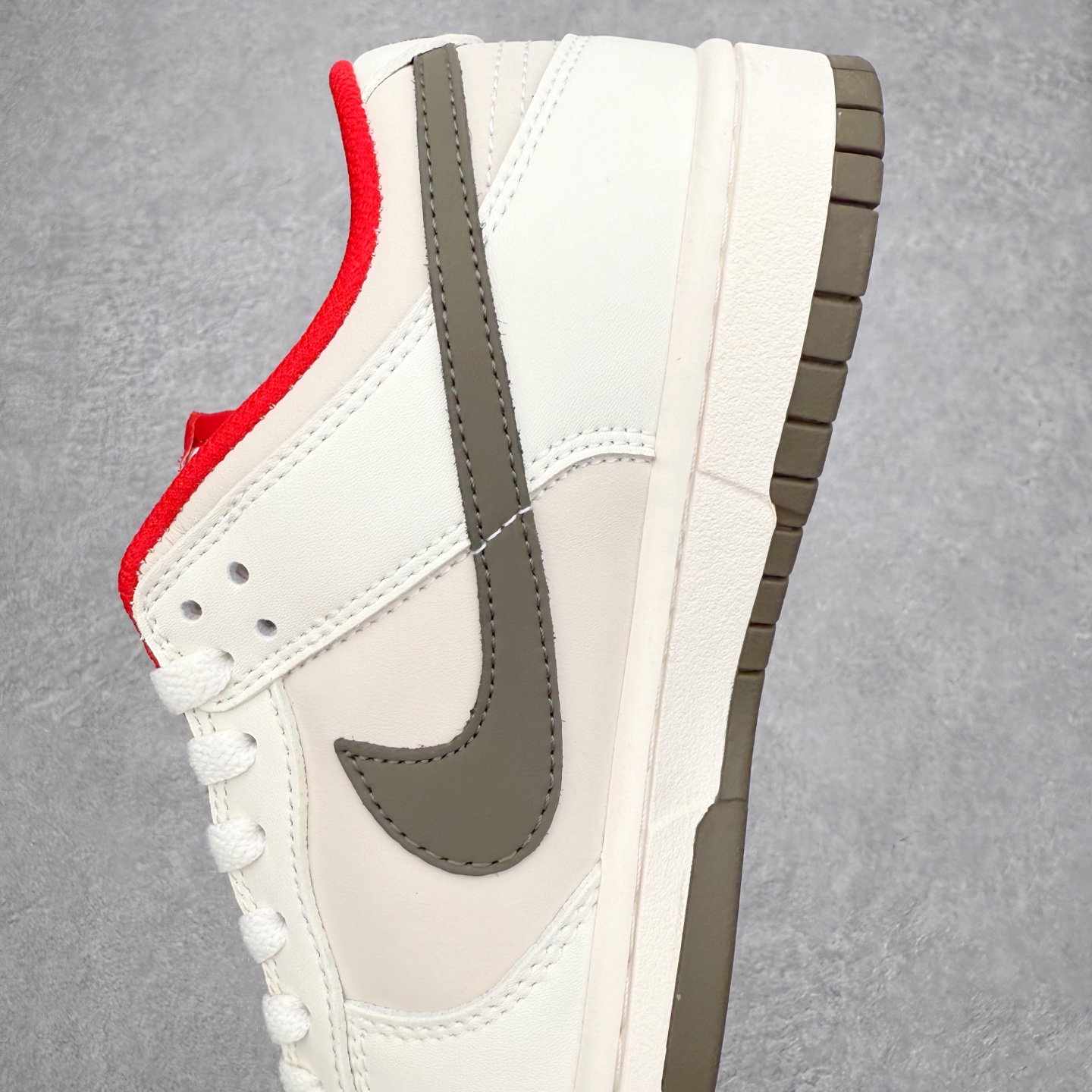 图片[7]-＃F版 NK Dunk Low IQ9783-020 极限压缩利润空间 超乎所想的高性价比 用料绝不含糊 原盒原配 正确耐磨橡胶大底 超高清洁度 全鞋零毛边皮料切割 全套原楦原模倾力打造完美版型 尺码：36 36.5 37.5 38 38.5 39 40 40.5 41 42 42.5 43 44 44.5 45 46 47.5-选品中心