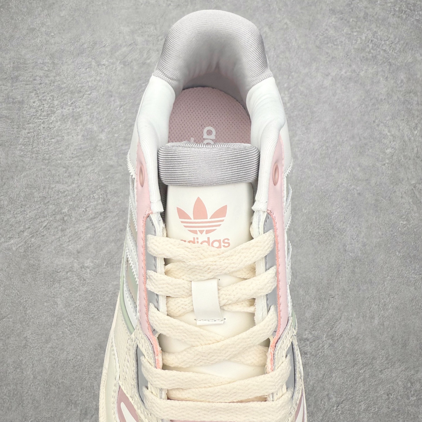 图片[5]-AD Originals 2020 DROP STEP XL三叶草新款 低帮校园休闲运动板鞋 汇聚80和90年代篮球鞋设计含纹理感皮革和绒面革混合鞋面 缀撞色细节 造型复古 搭配加衬及踝鞋领和乙烯乙酸乙烯酯(EVA)插片 脚感舒适 让复古篮球风伴你出 尺码：36 36²/₃ 37¹/₃ 38 38²/₃ 39¹/₃ 40 40²/₃ 41¹/₃ 42 42²/₃ 43¹/₃ 44 44²/₃ 45¹/₃-选品中心