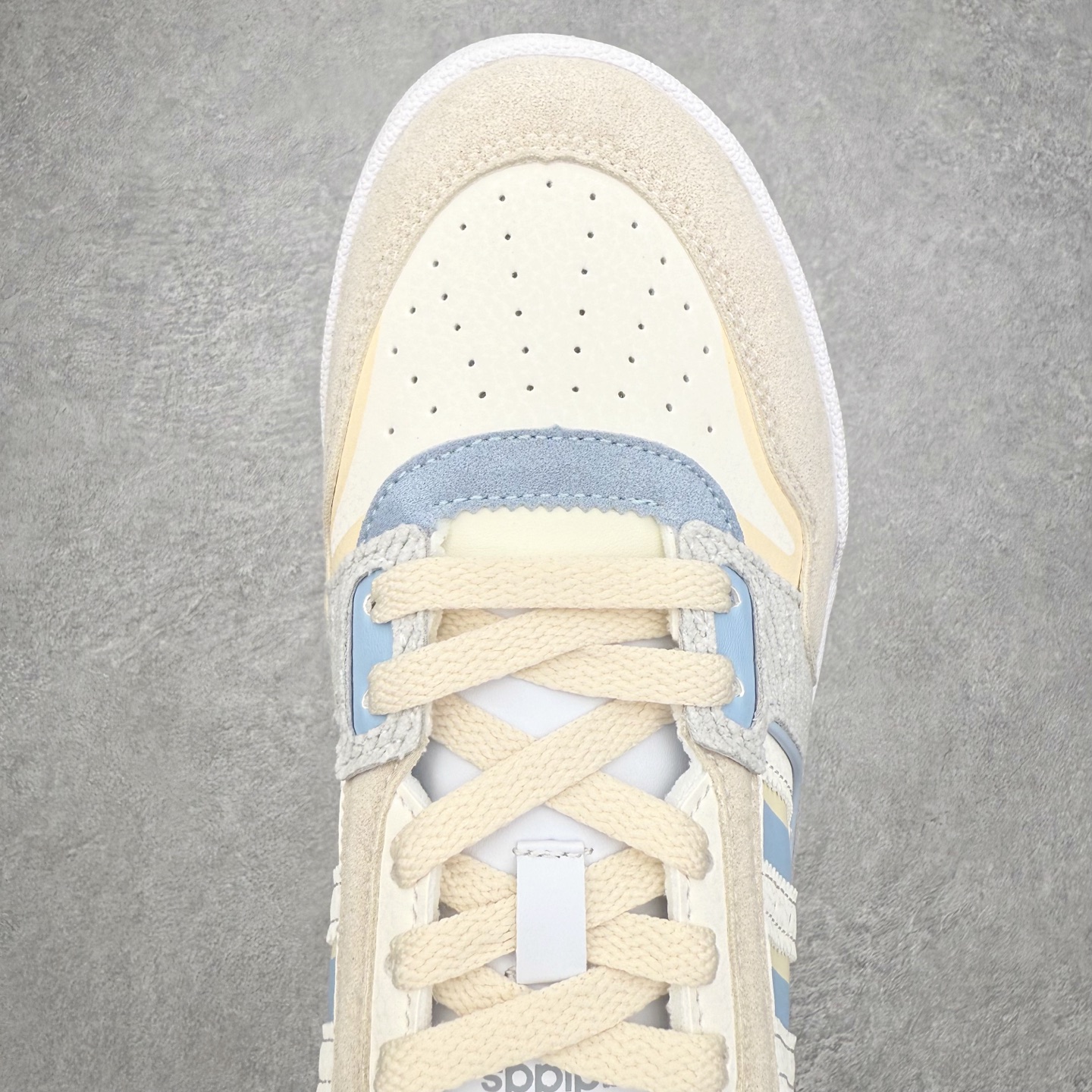 图片[4]-AD Originals 2020 DROP STEP XL三叶草新款 低帮校园休闲运动板鞋 汇聚80和90年代篮球鞋设计含纹理感皮革和绒面革混合鞋面 缀撞色细节 造型复古 搭配加衬及踝鞋领和乙烯乙酸乙烯酯(EVA)插片 脚感舒适 让复古篮球风伴你出 尺码：36 36²/₃ 37¹/₃ 38 38²/₃ 39¹/₃ 40 40²/₃ 41¹/₃ 42 42²/₃ 43¹/₃ 44 44²/₃ 45¹/₃-选品中心