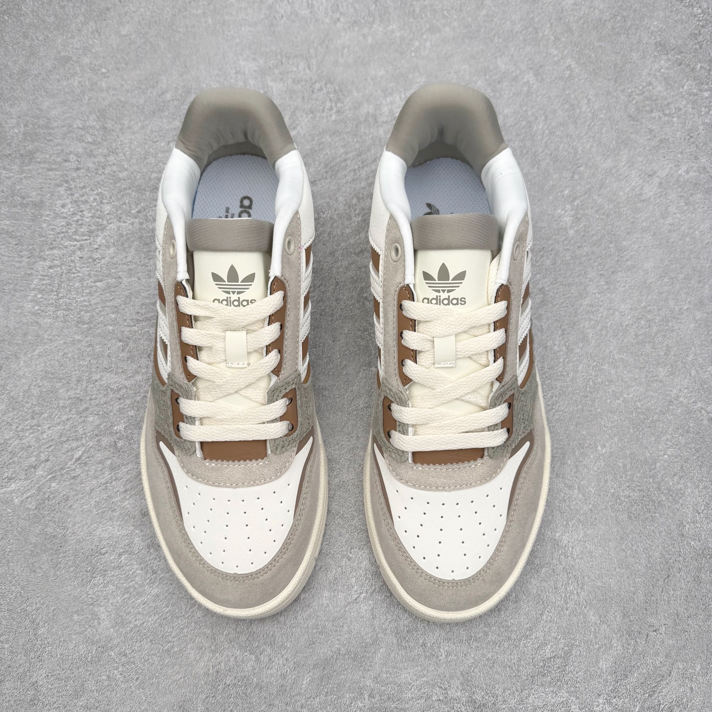 图片[2]-AD Originals 2020 DROP STEP XL三叶草新款 低帮校园休闲运动板鞋 汇聚80和90年代篮球鞋设计含纹理感皮革和绒面革混合鞋面 缀撞色细节 造型复古 搭配加衬及踝鞋领和乙烯乙酸乙烯酯(EVA)插片 脚感舒适 让复古篮球风伴你出 尺码：36 36²/₃ 37¹/₃ 38 38²/₃ 39¹/₃ 40 40²/₃ 41¹/₃ 42 42²/₃ 43¹/₃ 44 44²/₃ 45¹/₃-选品中心