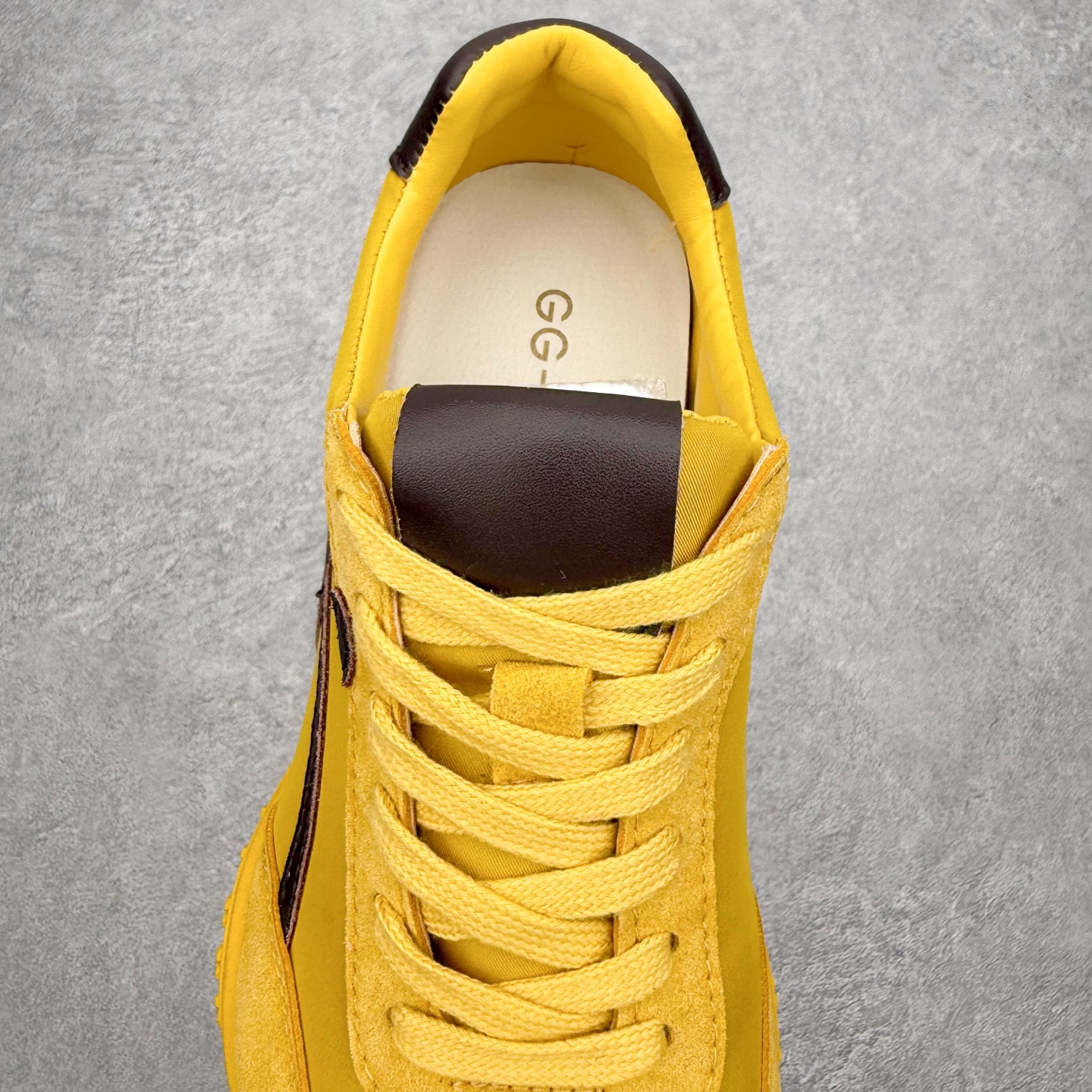 图片[5]-GG-CC赵露思2025新款厚底增高休闲运动老爹鞋系列 广东大厂出品 7CM厚底增高 星河粒子 银白粉色 银角大王 完美细节 25ss春季新款厚底增高 大长腿 时髦look轻松定格 不费力展现率性氛围 高档银盒 酷帅机能风不规则设计大底 拼色造型设计 轻便舒适百搭 GGCC银白配色好温柔 三层组合月牙底 柔软有弹性的月牙底和增加舒适度显腿长的7cm增高 长时间走路和站立都不累脚舒适度和少女感 厚底增高 不管怎么搭都好看~尺码：35 36 37 38 39 40-选品中心