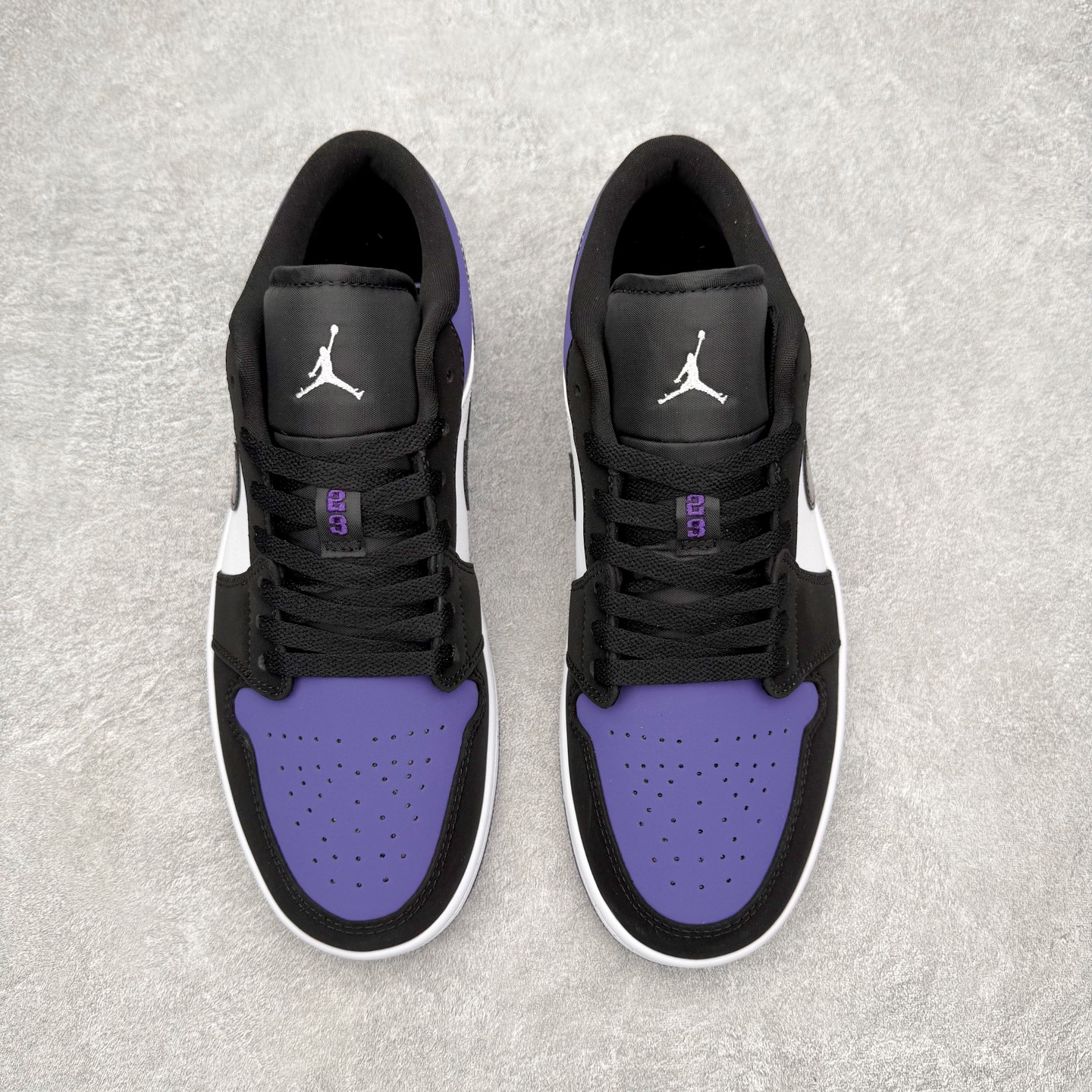 图片[2]-＃小DT Air Jordan AJ1 Low 低帮系列 全新流水线出品 超强性价比 DT版本平替选择 市场第二梯队 全部原鞋开发 原楦原纸板开发 全鞋电脑针车 原厂内置全掌气垫 原盒内在原标 唯一Zp原版鞋带绑法 免检产品 全新2022版型 全头层皮料 完美零毛边处理 原厂配置全掌气垫 价格定位良心 几十个配色陆续出货 实拍调校N版已经零色差零失真 百分百还原实物色彩所见即所得 不存在货不对板色差等低级问题 选购参考实物拍摄 不混卖不参货 只用心做好货严格选品 承诺混一赔十 尺码：36 36.5 37.5 38 38.5 39 40 40.5 41 42 42.5 43 44 44.5 45 46-选品中心