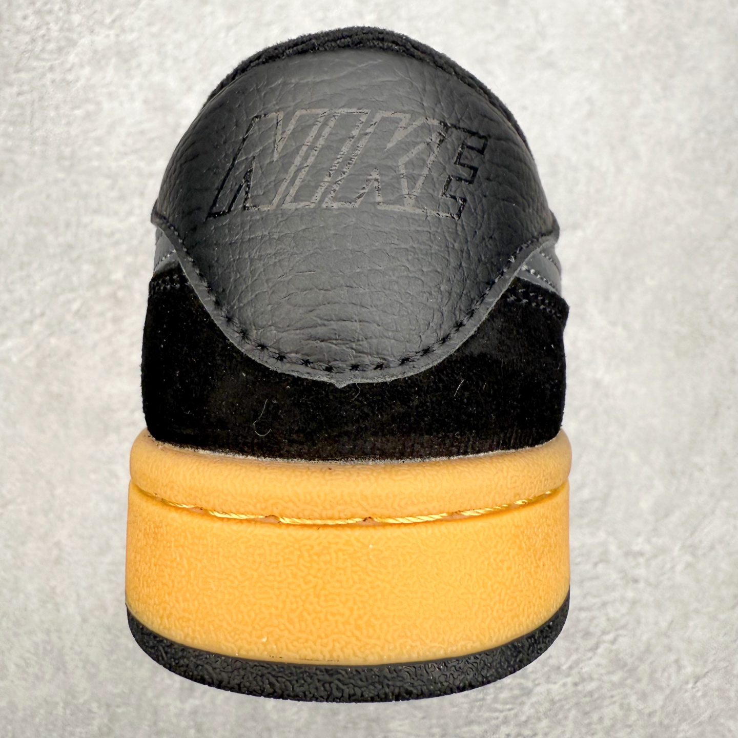 图片[8]-NK SB FC standard 绒面革防滑耐磨低帮板鞋 实拍调校N版已经零色差零失真 百分百还原实物色彩所见即所得 不存在货不对板色差等低级问题 选购参考实物拍摄 不混卖不参货 只用心做好货严格选品 承诺混一赔十 尺码：36 36.5 37.5 38 38.5 39 40 40.5 41 42 42.5 43 44 44.5 45-选品中心