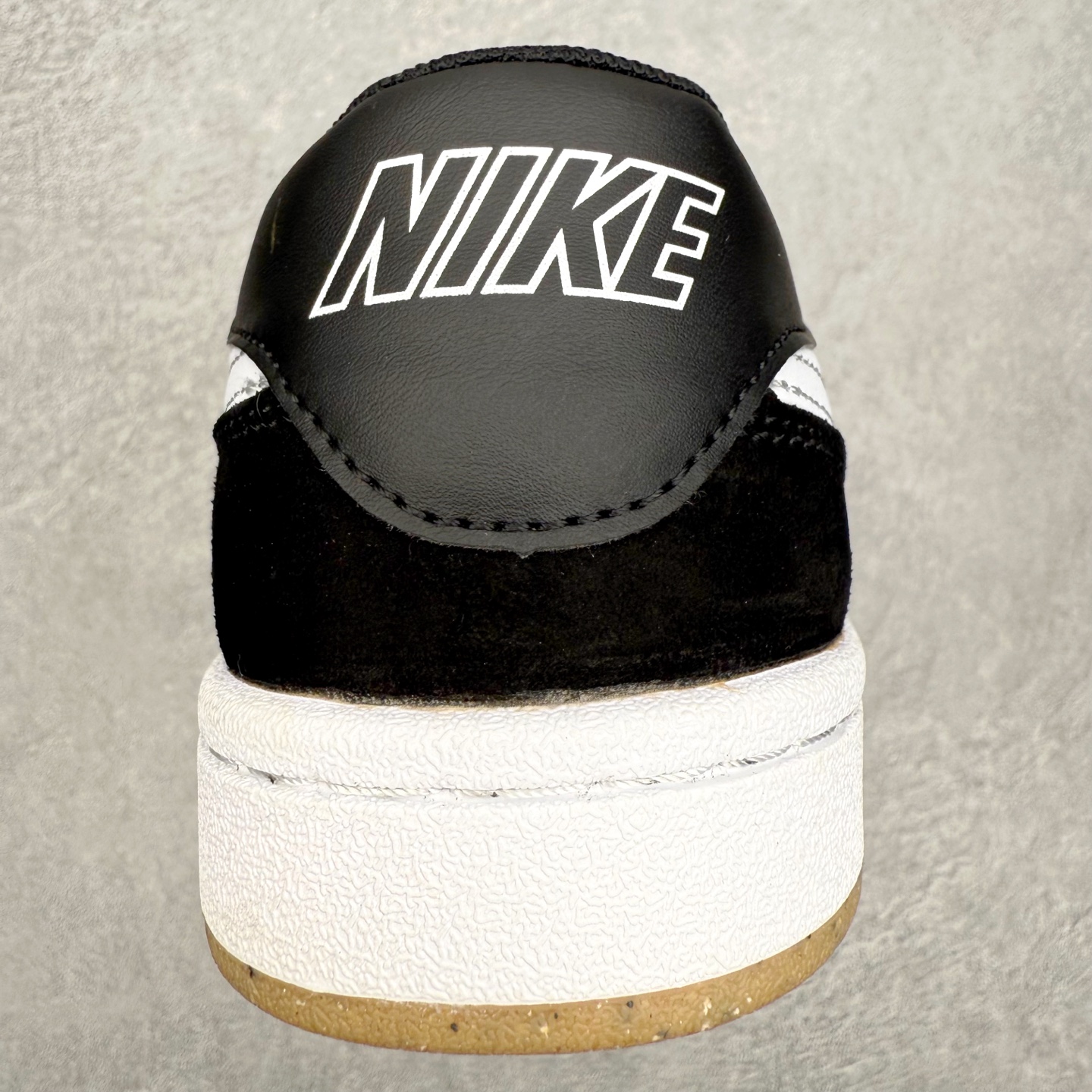 图片[8]-NK SB FC standard 绒面革防滑耐磨低帮板鞋 实拍调校N版已经零色差零失真 百分百还原实物色彩所见即所得 不存在货不对板色差等低级问题 选购参考实物拍摄 不混卖不参货 只用心做好货严格选品 承诺混一赔十 尺码：36 36.5 37.5 38 38.5 39 40 40.5 41 42 42.5 43 44 44.5 45-选品中心