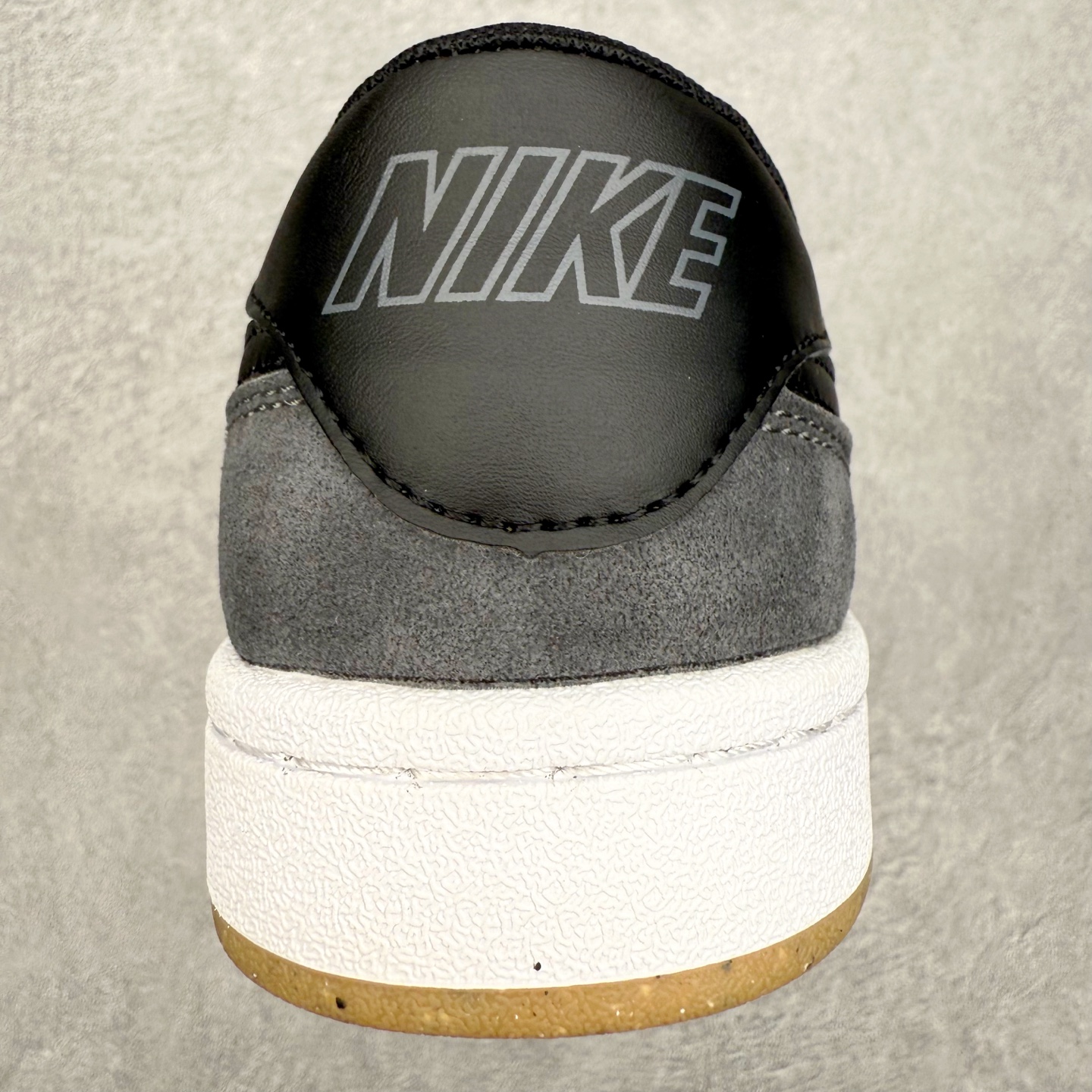 图片[8]-NK SB FC standard 绒面革防滑耐磨低帮板鞋 实拍调校N版已经零色差零失真 百分百还原实物色彩所见即所得 不存在货不对板色差等低级问题 选购参考实物拍摄 不混卖不参货 只用心做好货严格选品 承诺混一赔十 尺码：36 36.5 37.5 38 38.5 39 40 40.5 41 42 42.5 43 44 44.5 45-选品中心